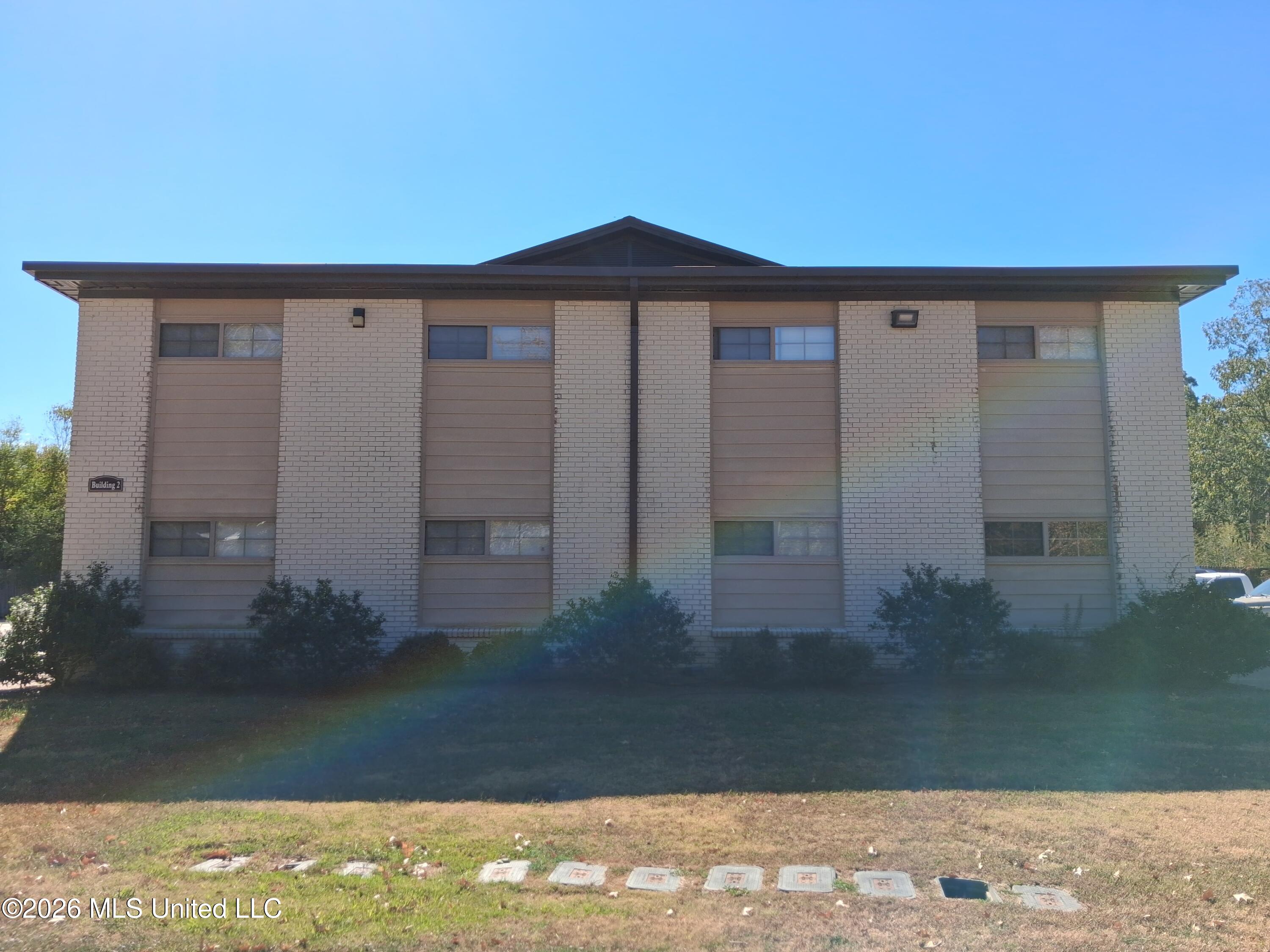 502 Dorsett Drive Property Photo 9