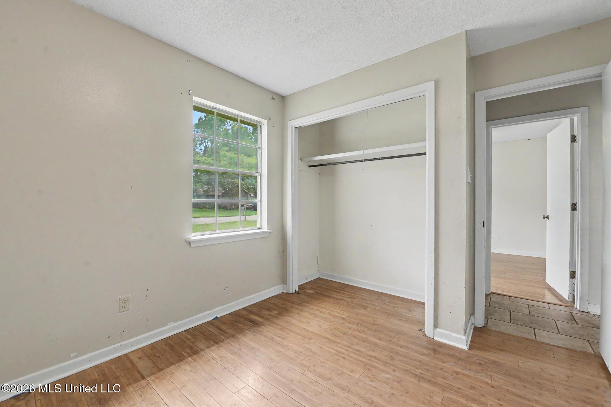 2208 Lewis Gate Drive Property Photo 12