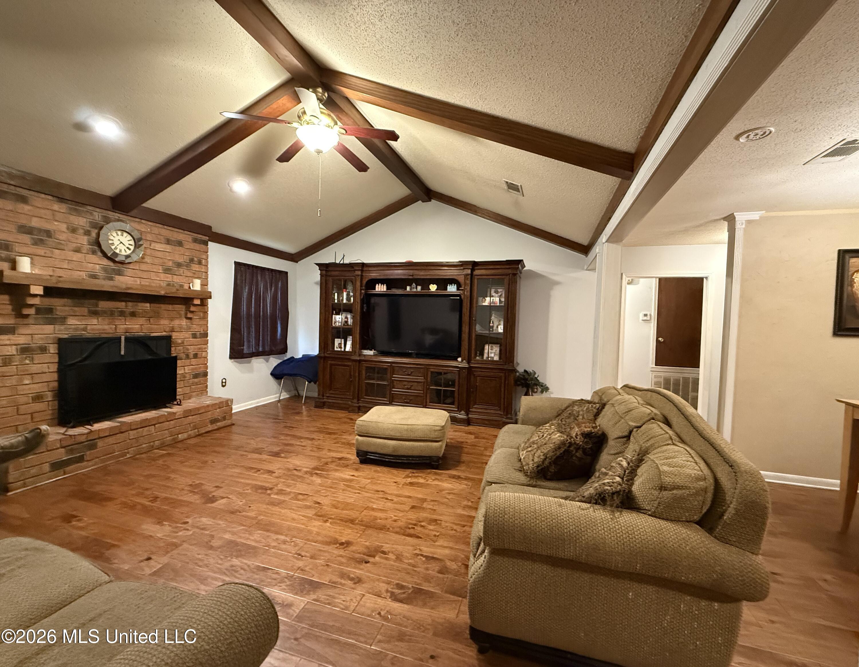 111 Miranda Drive Property Photo 4