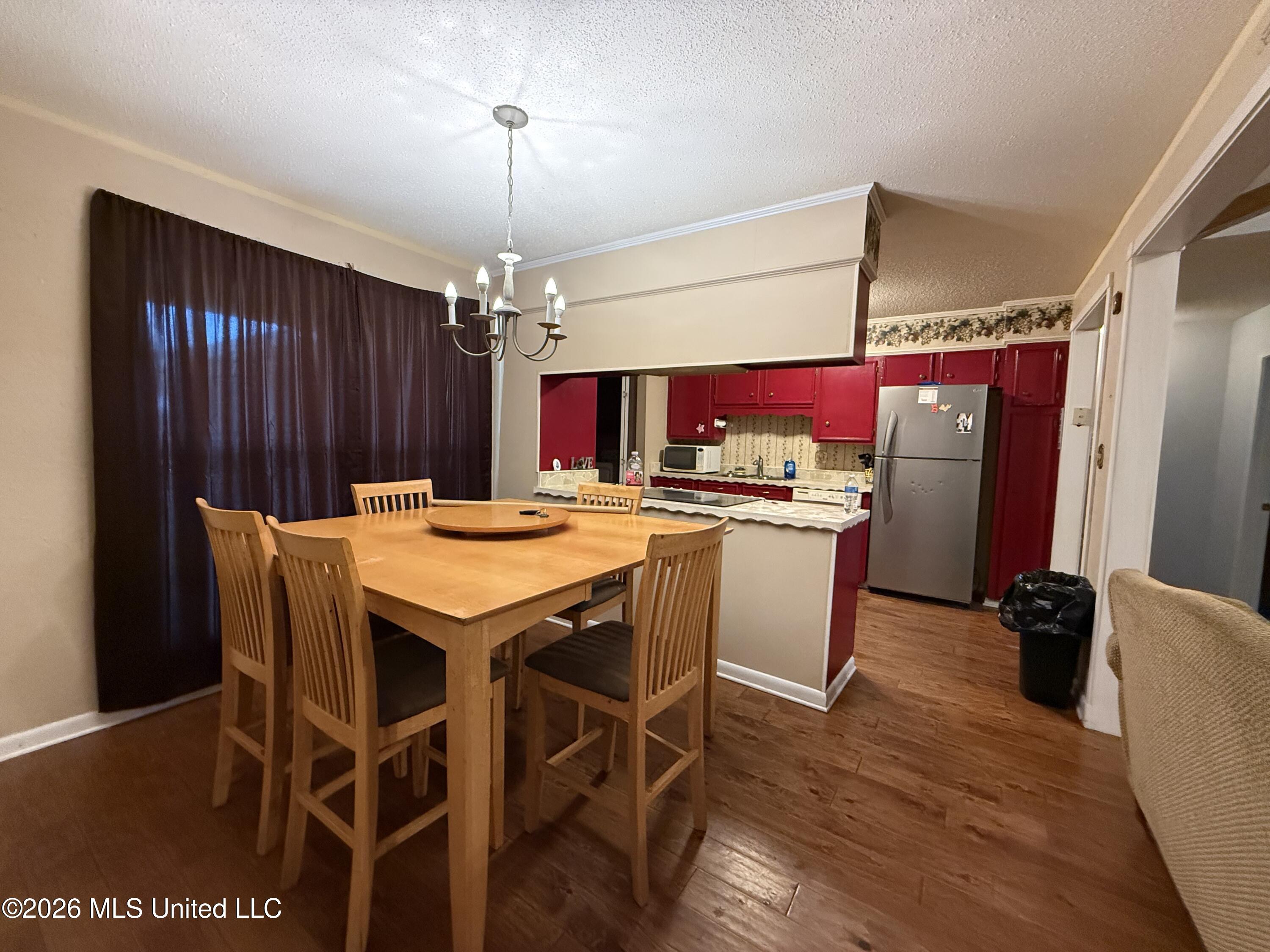 111 Miranda Drive Property Photo 5