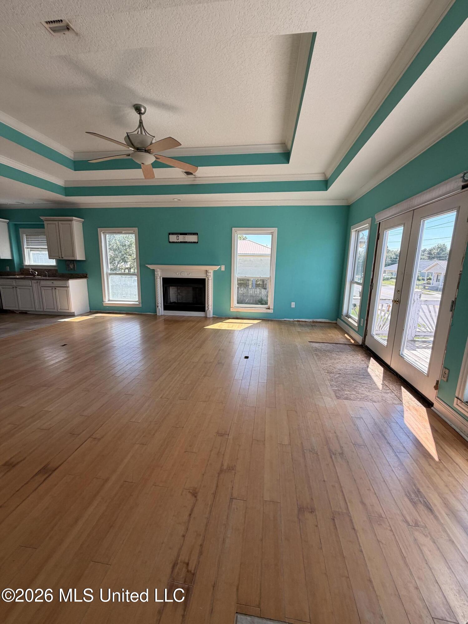 224 Oak Street Property Photo 7