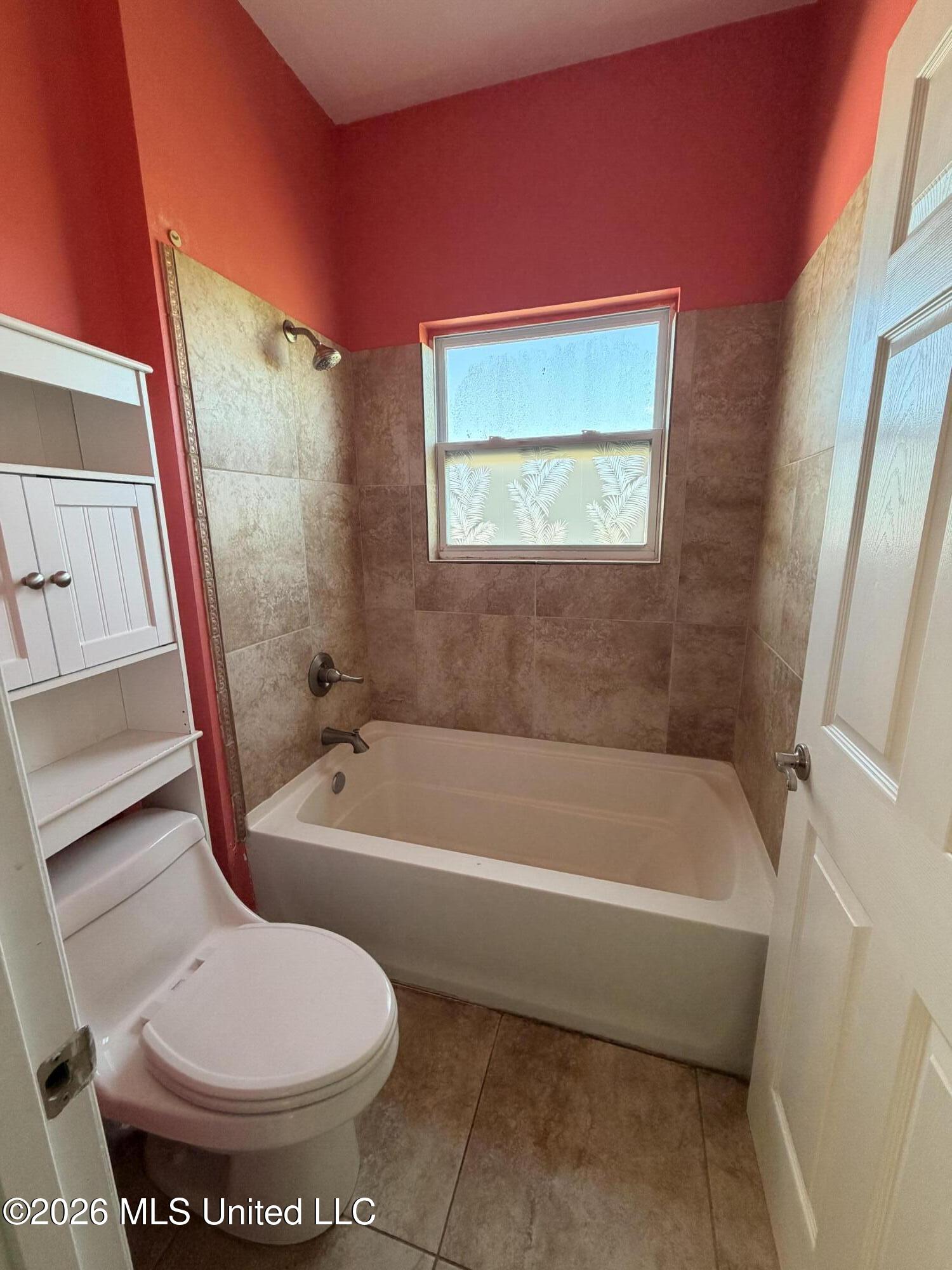 224 Oak Street Property Photo 16