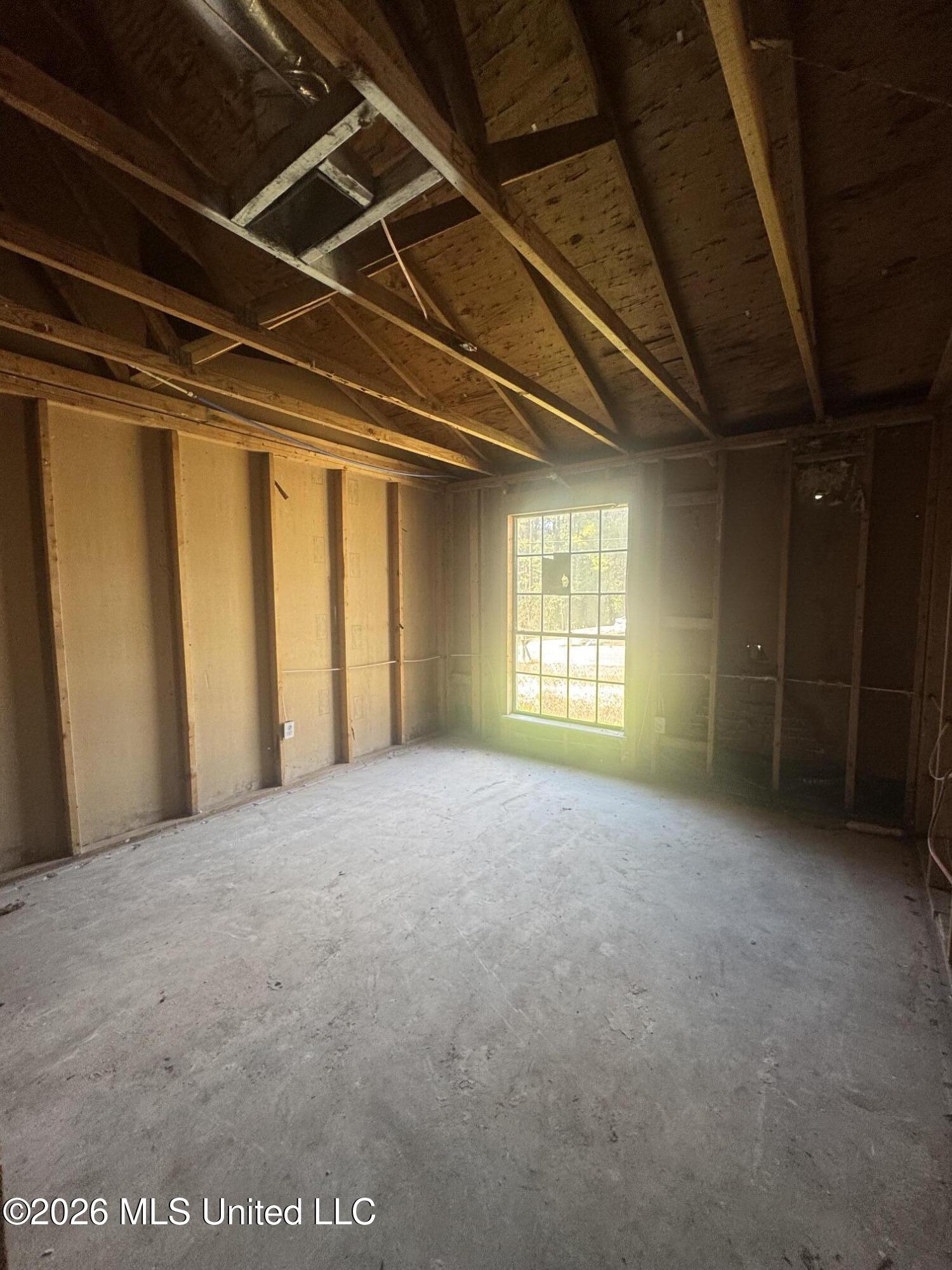 2114 Thousand Oaks Drive Property Photo 9