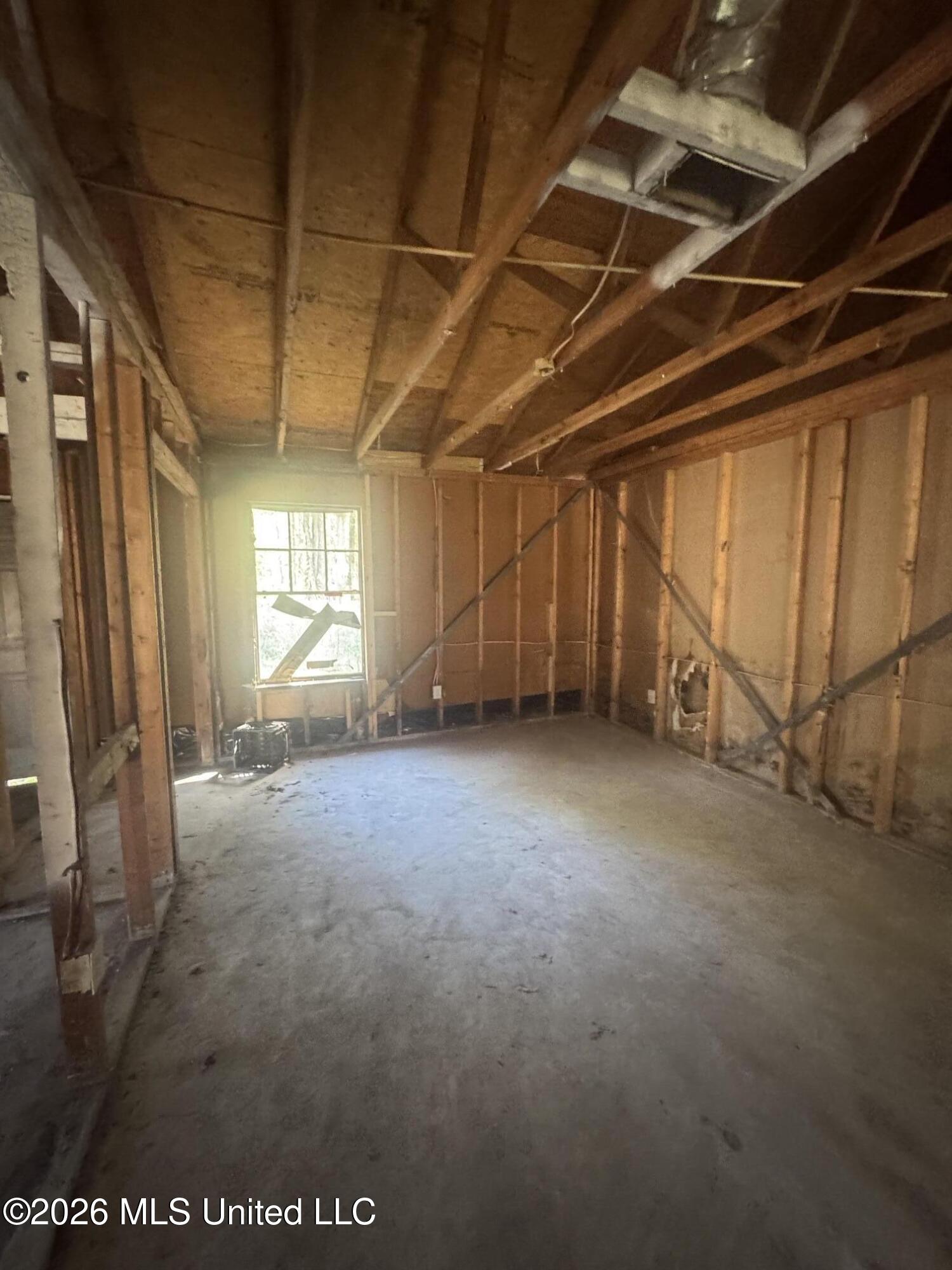 2114 Thousand Oaks Drive Property Photo 10
