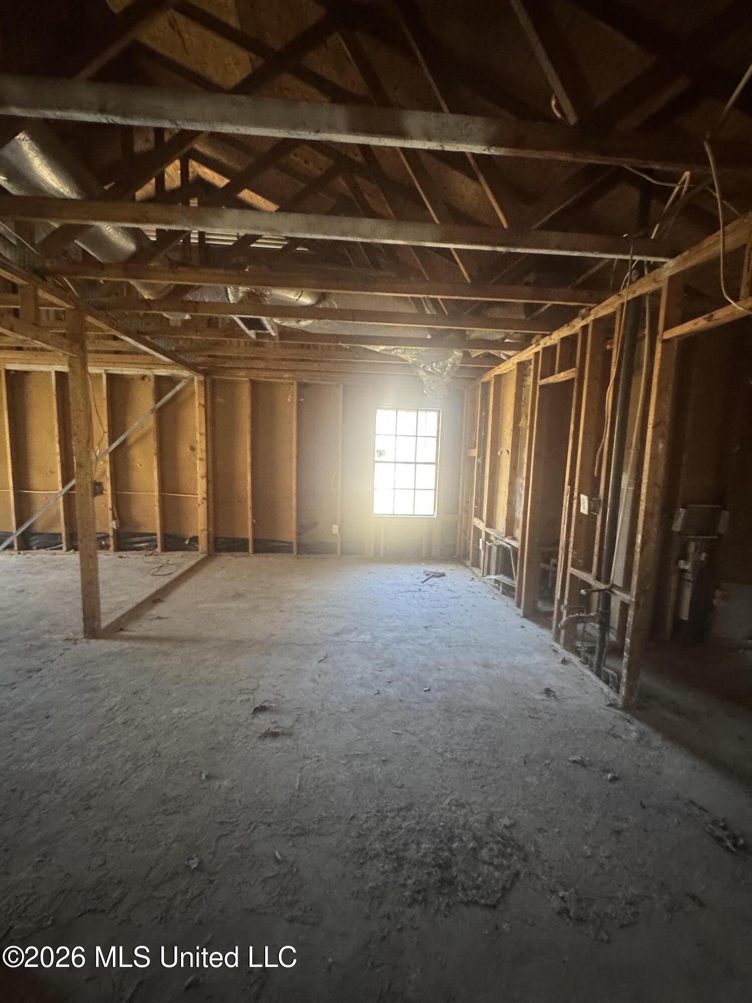 2114 Thousand Oaks Drive Property Photo 11