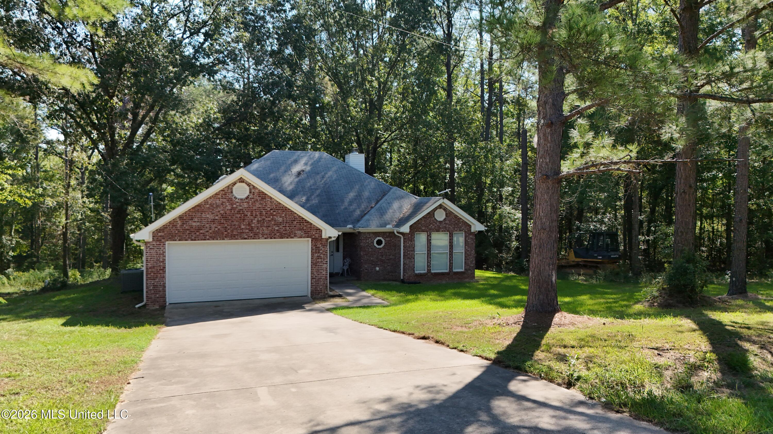1245 John Warren Road Property Photo 3