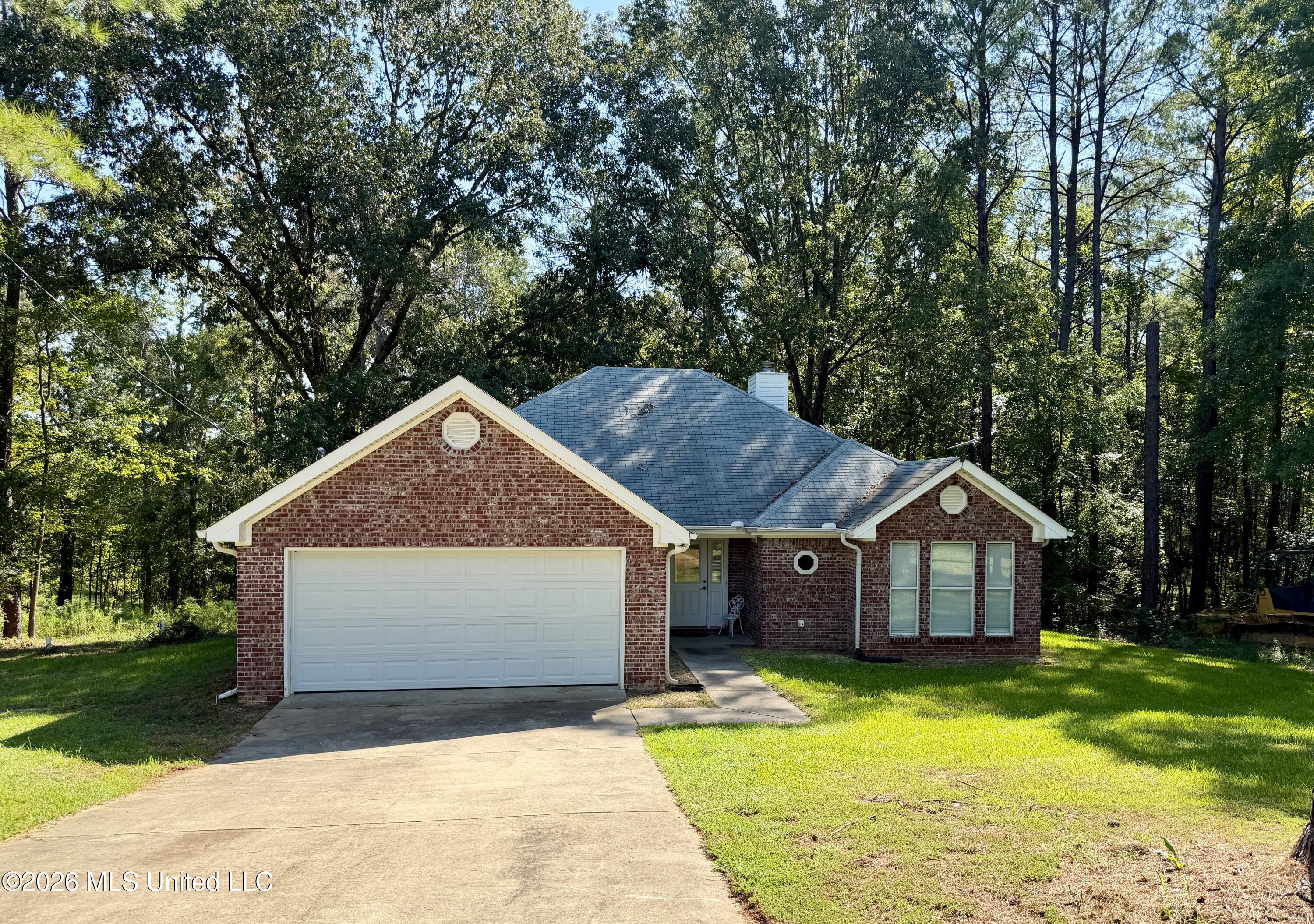 1245 John Warren Road Property Photo 4