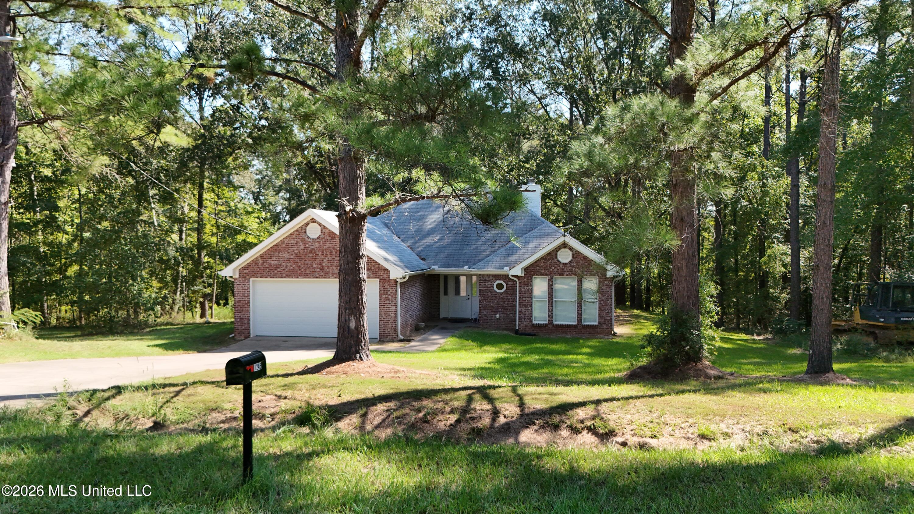 1245 John Warren Road Property Photo 5
