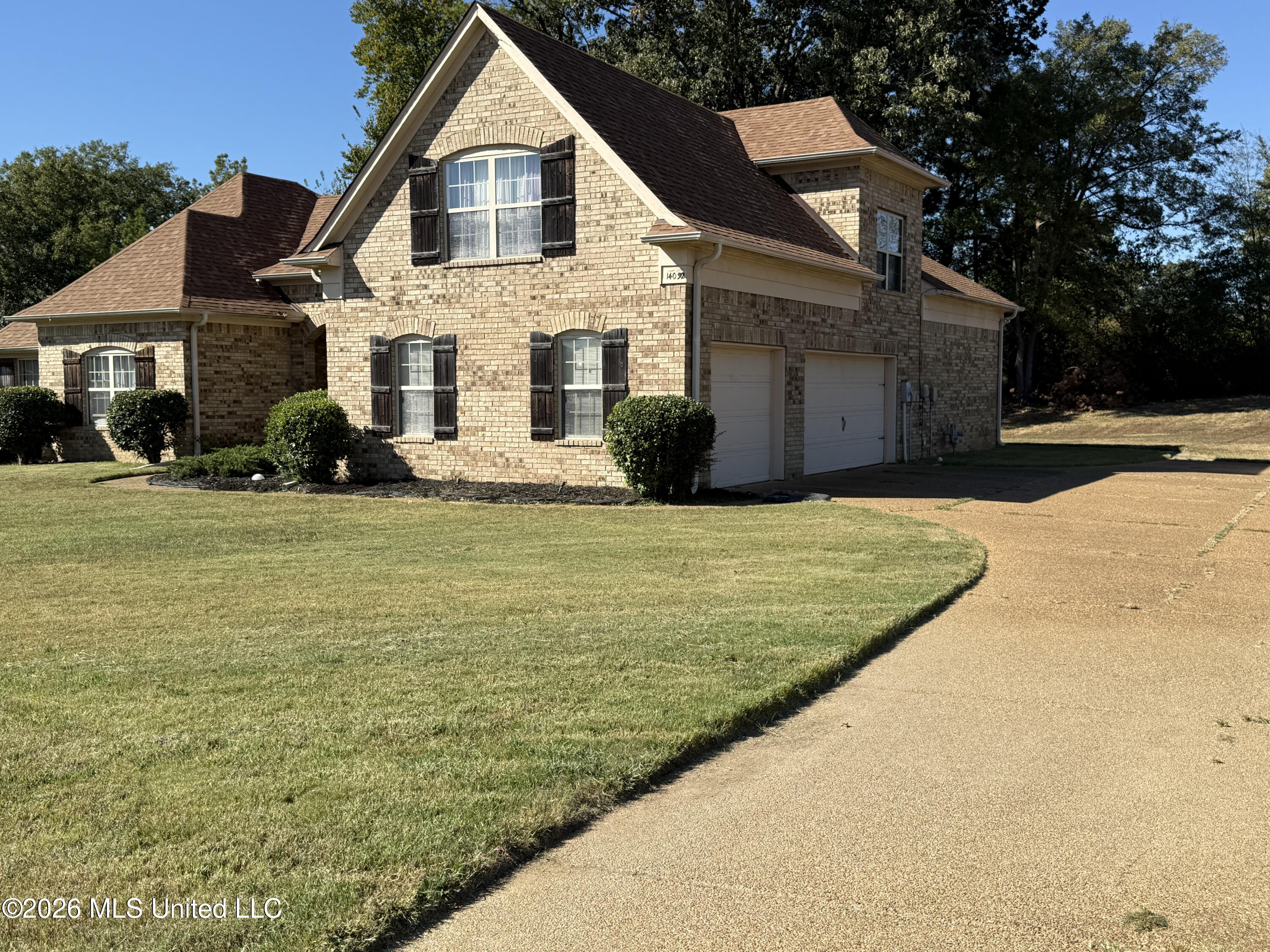 14092 Strafford Lane Property Photo 2
