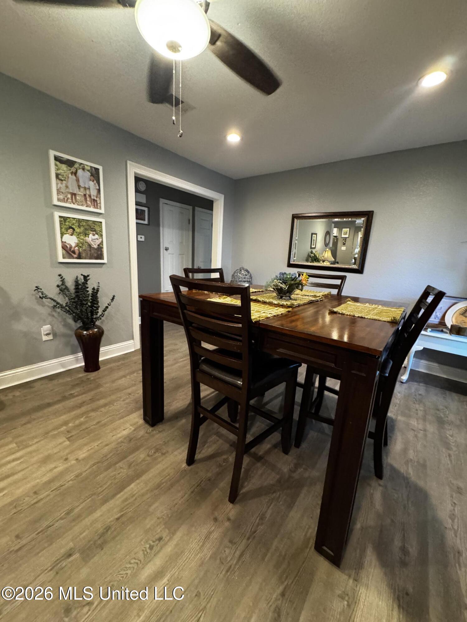 102 Shiloh Circle Property Photo 4
