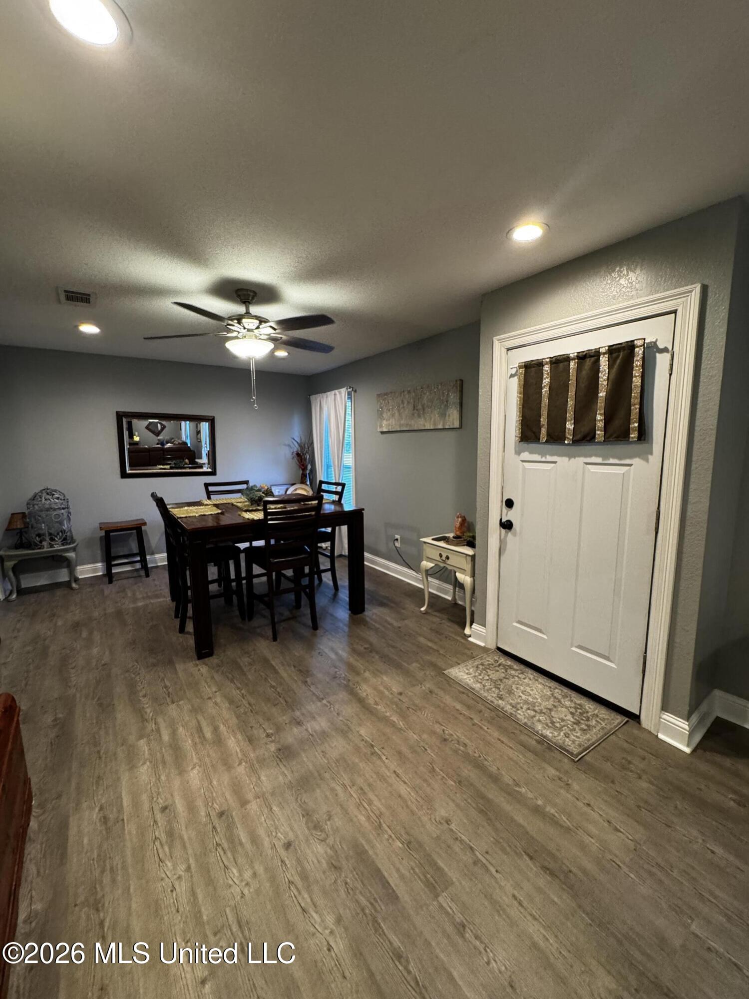 102 Shiloh Circle Property Photo 6