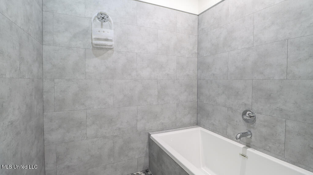 136 Markham Drive Property Photo 26