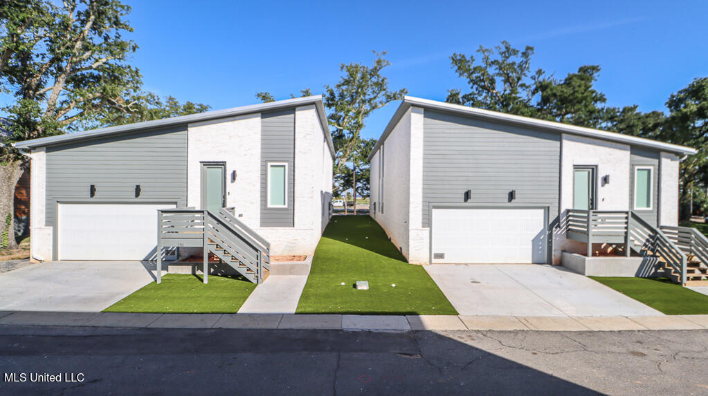 136 Markham Drive Property Photo 35