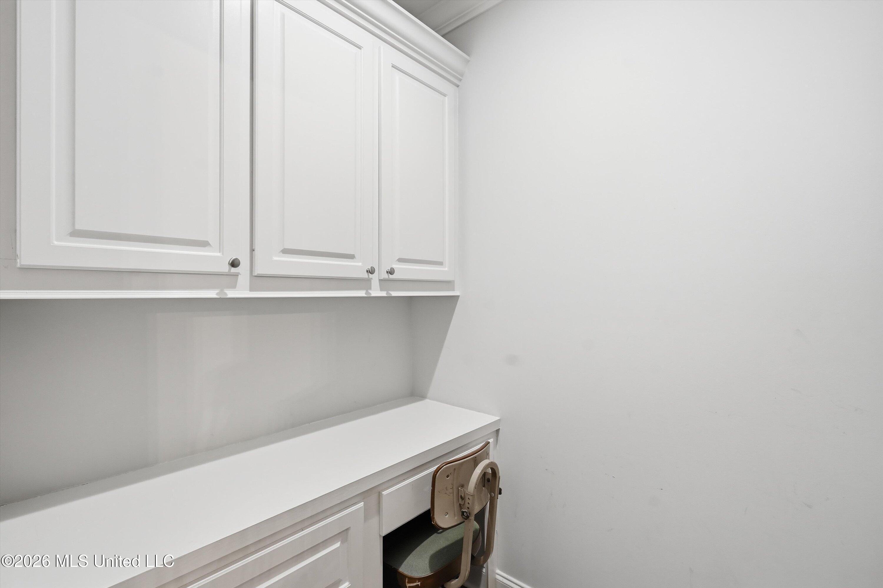 512 Carrington Drive Property Photo 21