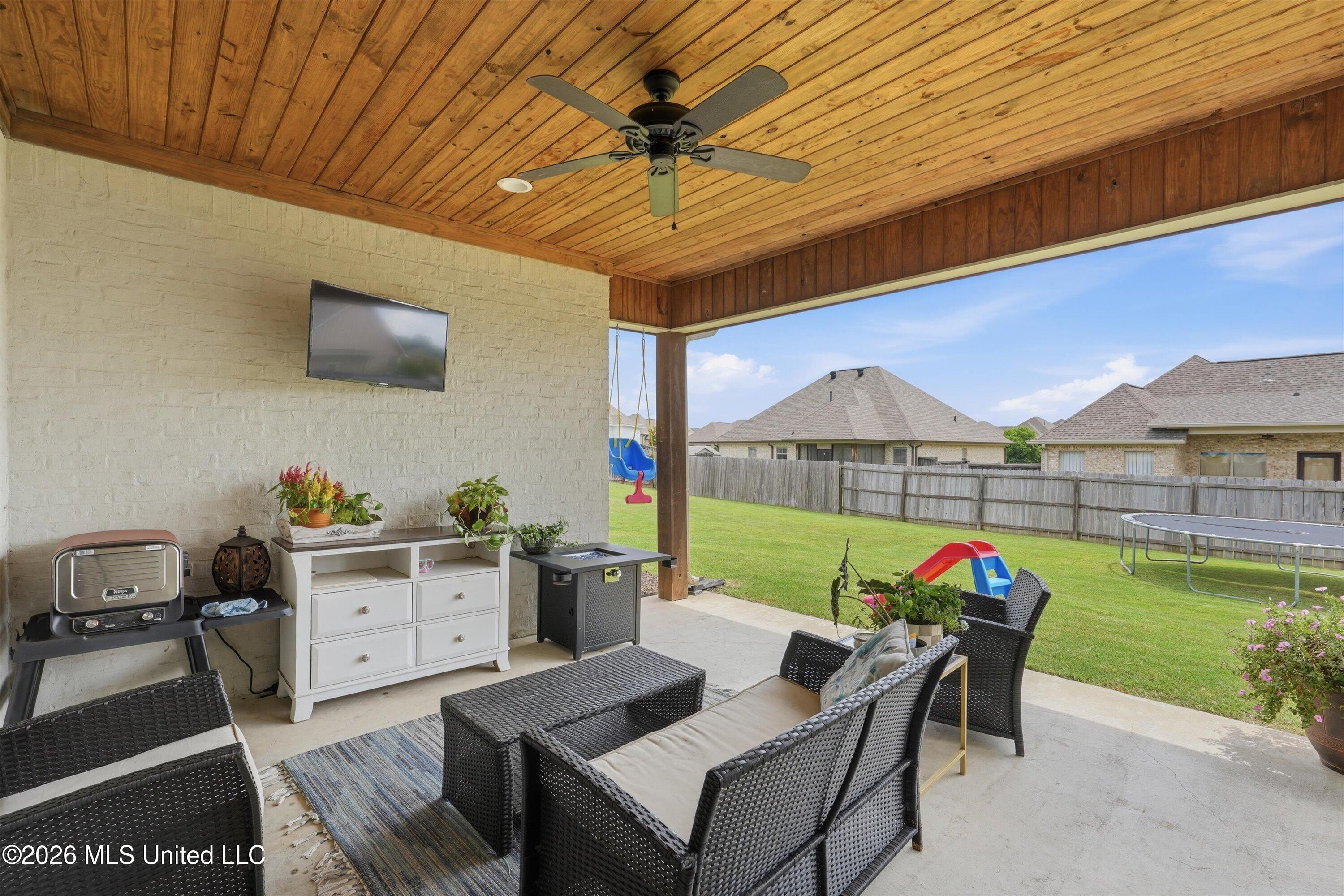 512 Carrington Drive Property Photo 26
