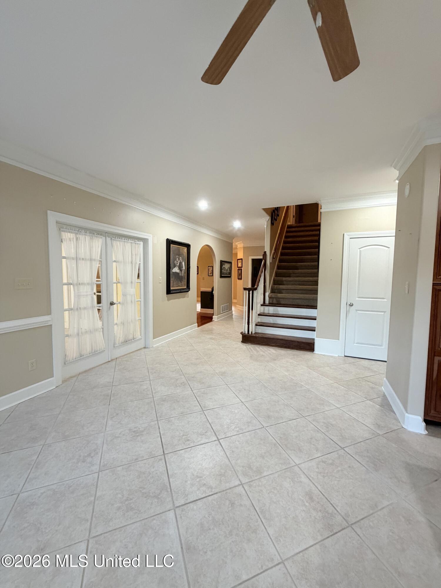 123 Tall Oaks Drive Property Photo 11