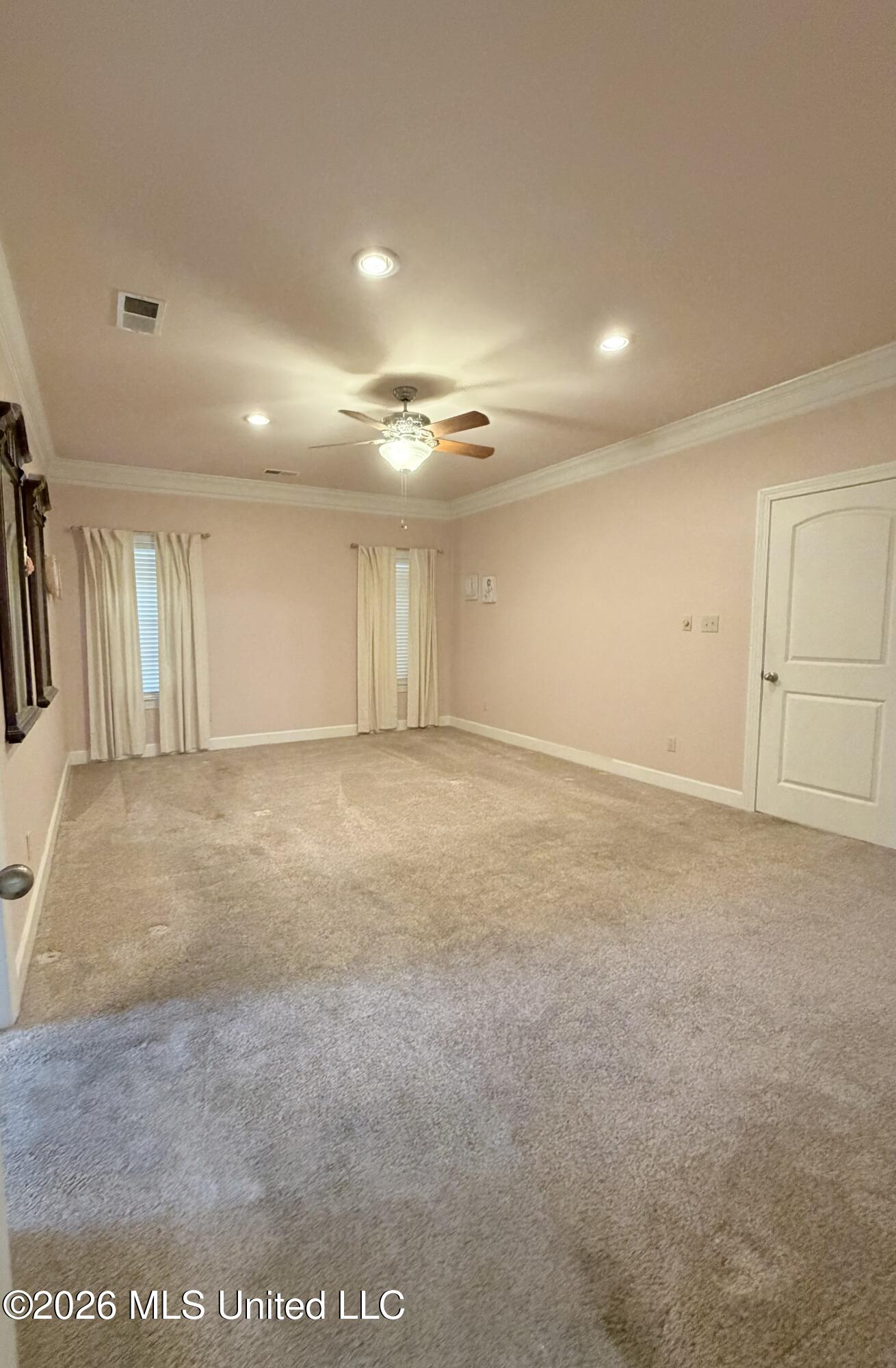 123 Tall Oaks Drive Property Photo 15