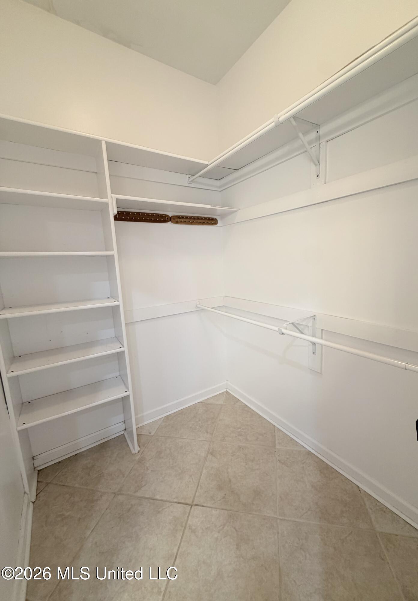 123 Tall Oaks Drive Property Photo 19