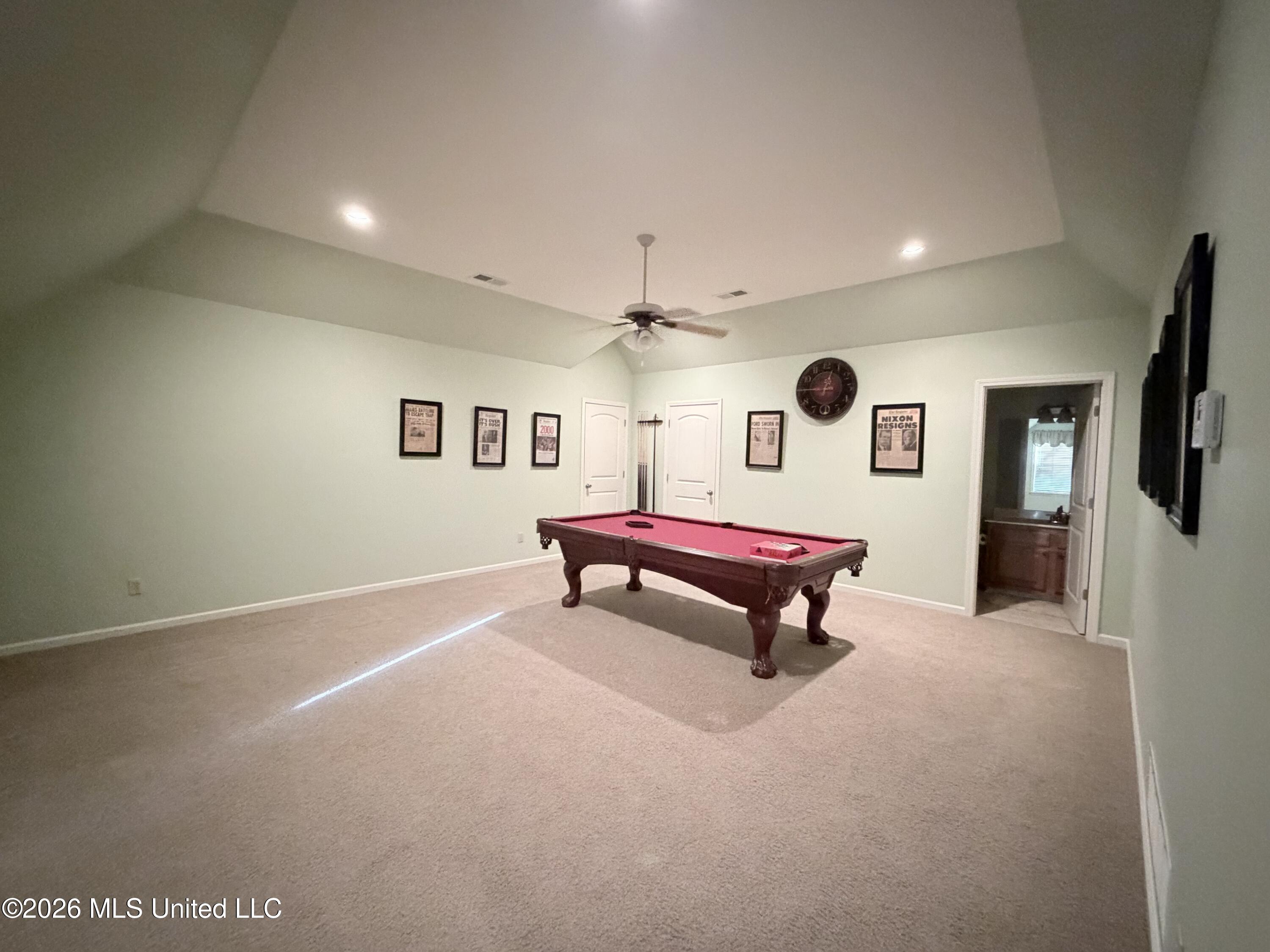 123 Tall Oaks Drive Property Photo 35