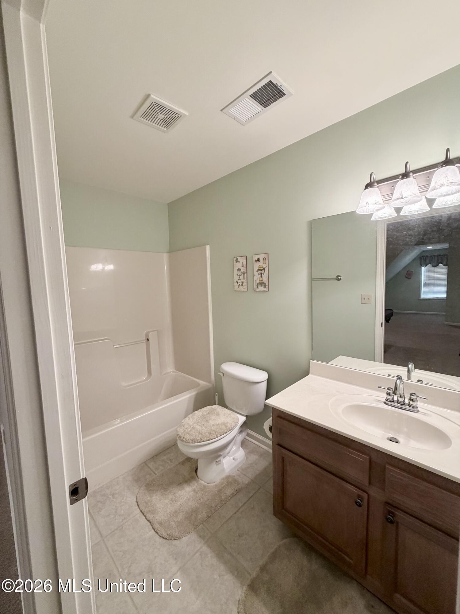 123 Tall Oaks Drive Property Photo 36