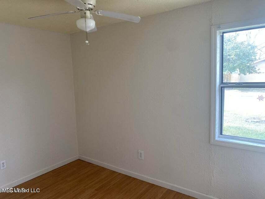 3010 Martin Street Property Photo 4
