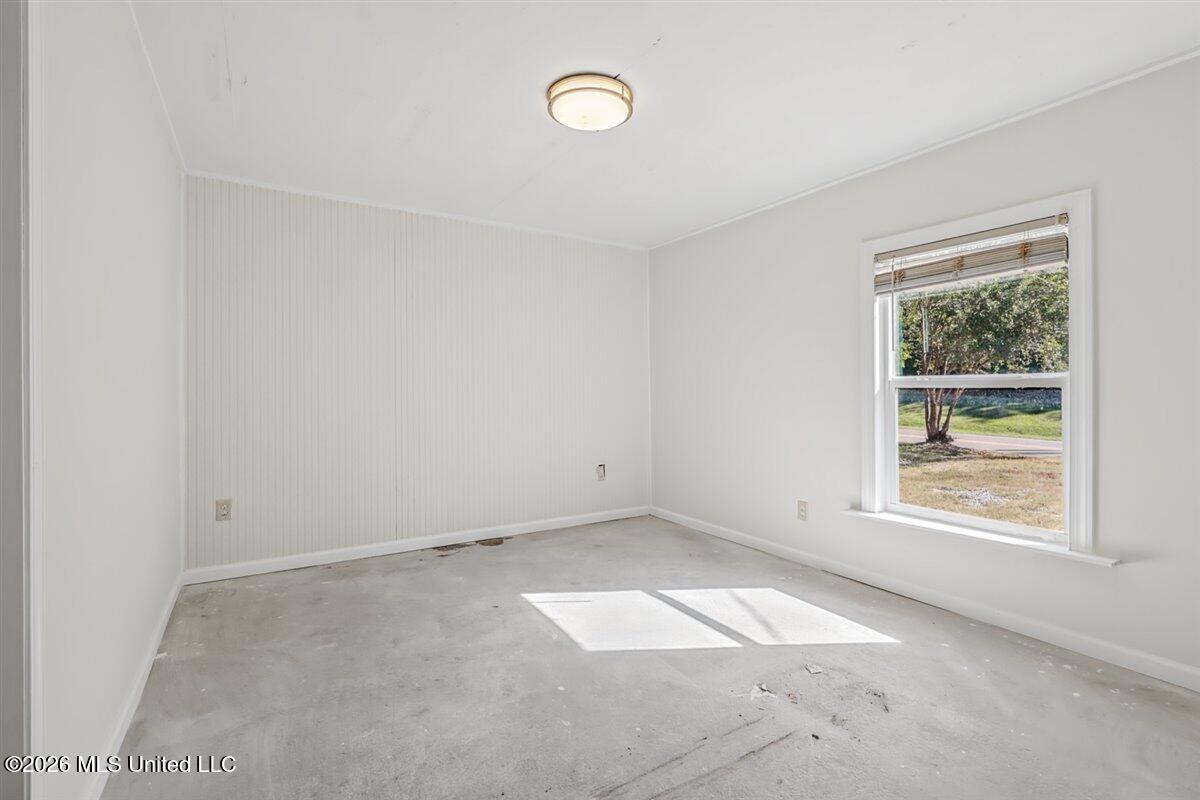 10 W Railroad Avenue Property Photo 39