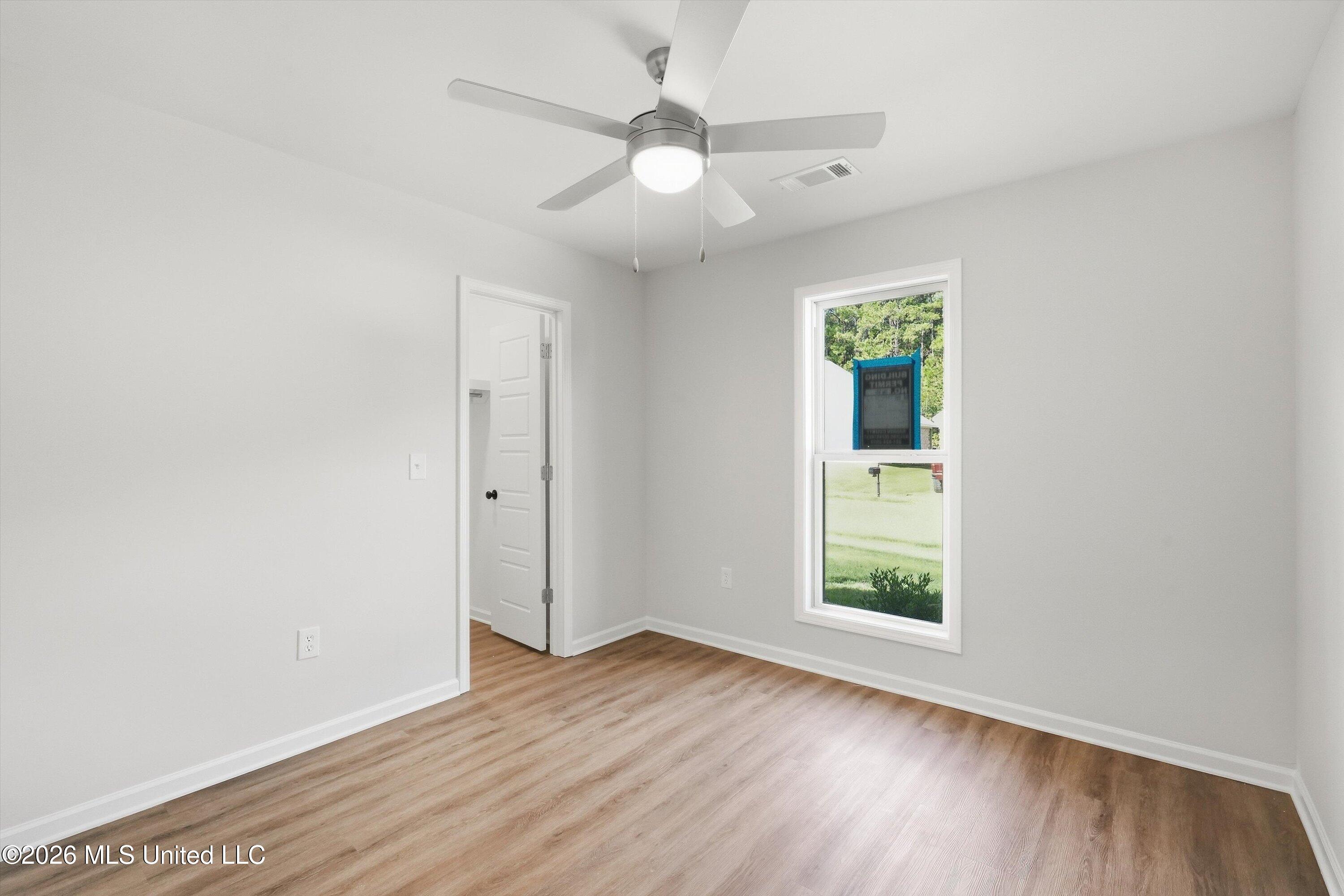 531 Stone Brook Place Property Photo 7