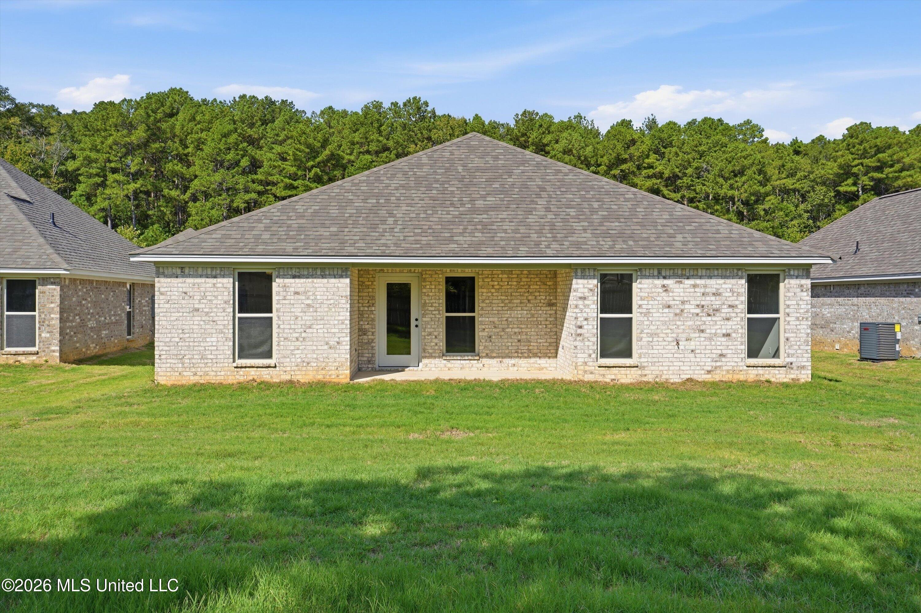 531 Stone Brook Place Property Photo 13