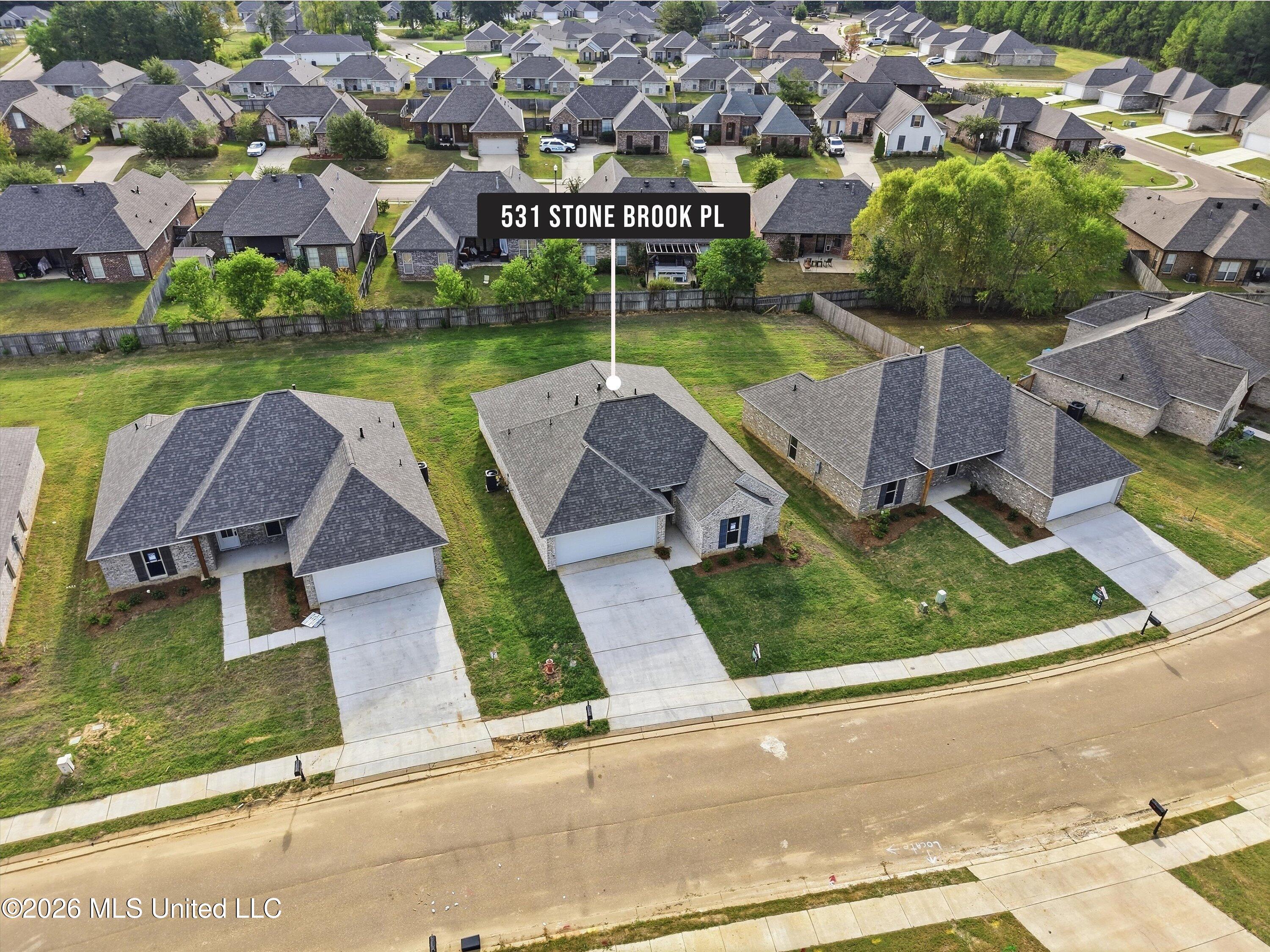 531 Stone Brook Place Property Photo 14