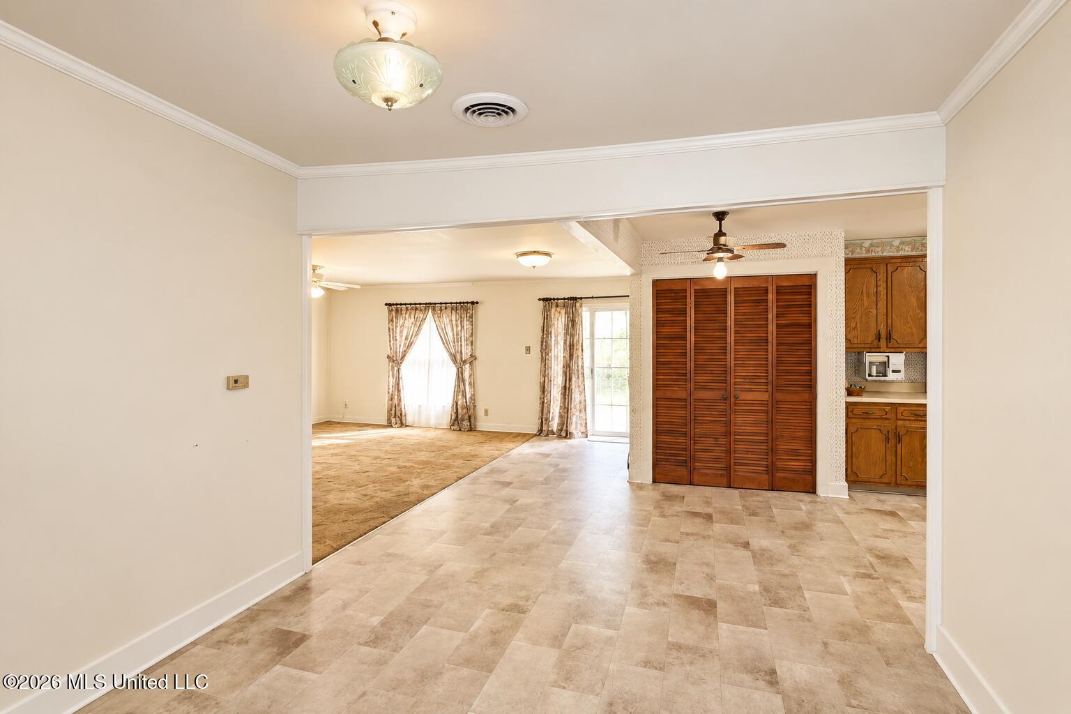 1316 Calhoun Property Photo 13