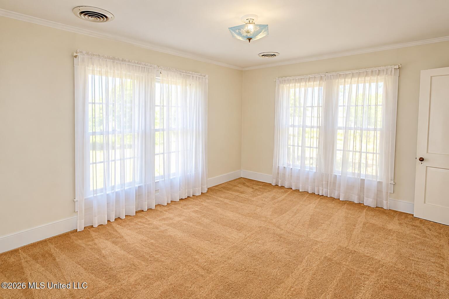 1316 Calhoun Property Photo 18