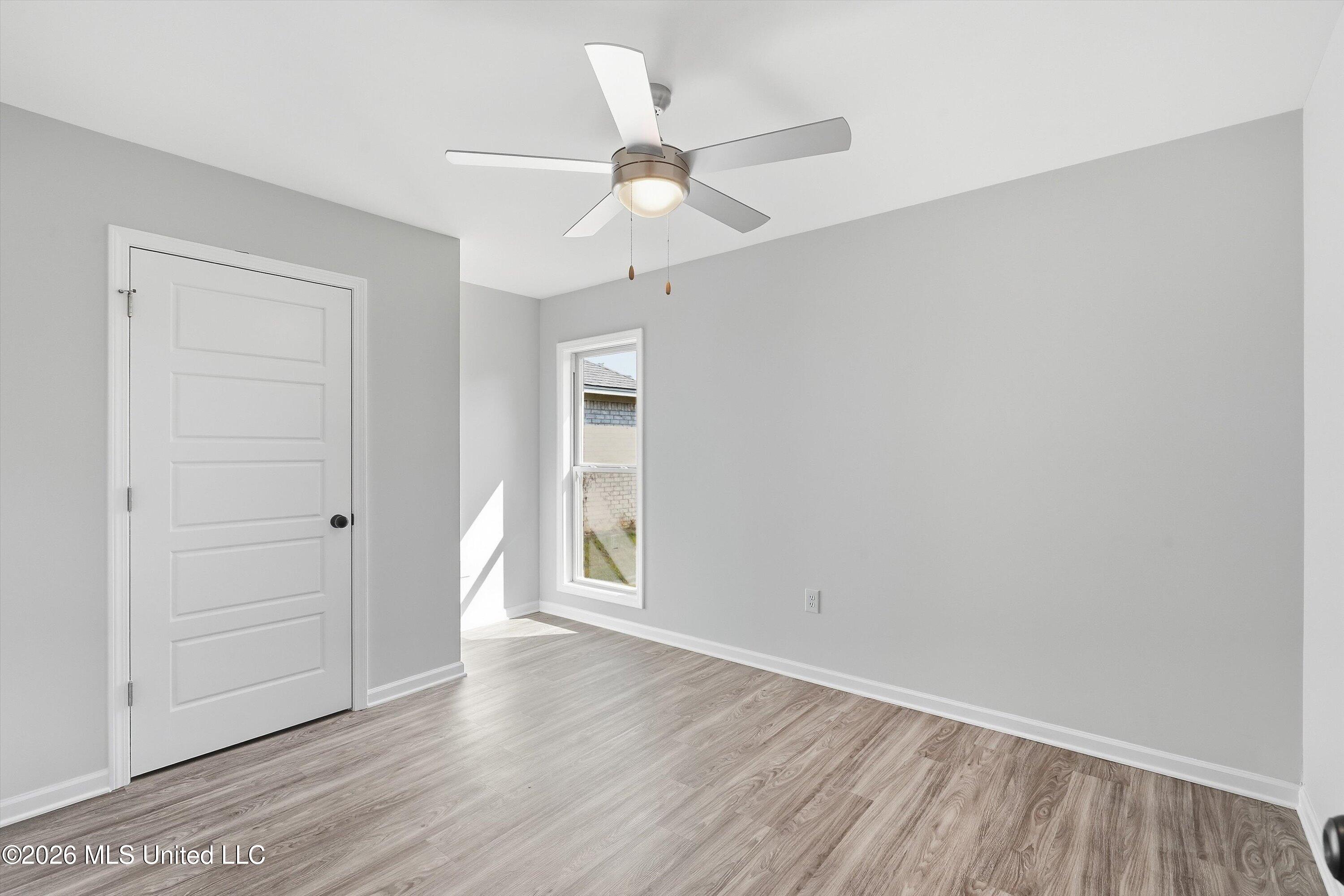 533 Stone Brook Place Property Photo 13