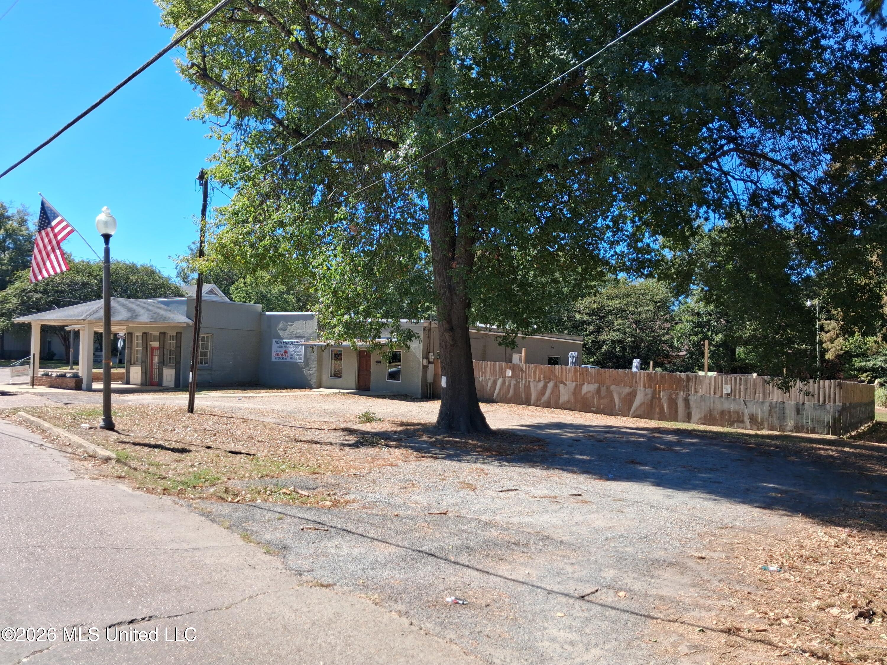 315 Main Street Property Photo 36