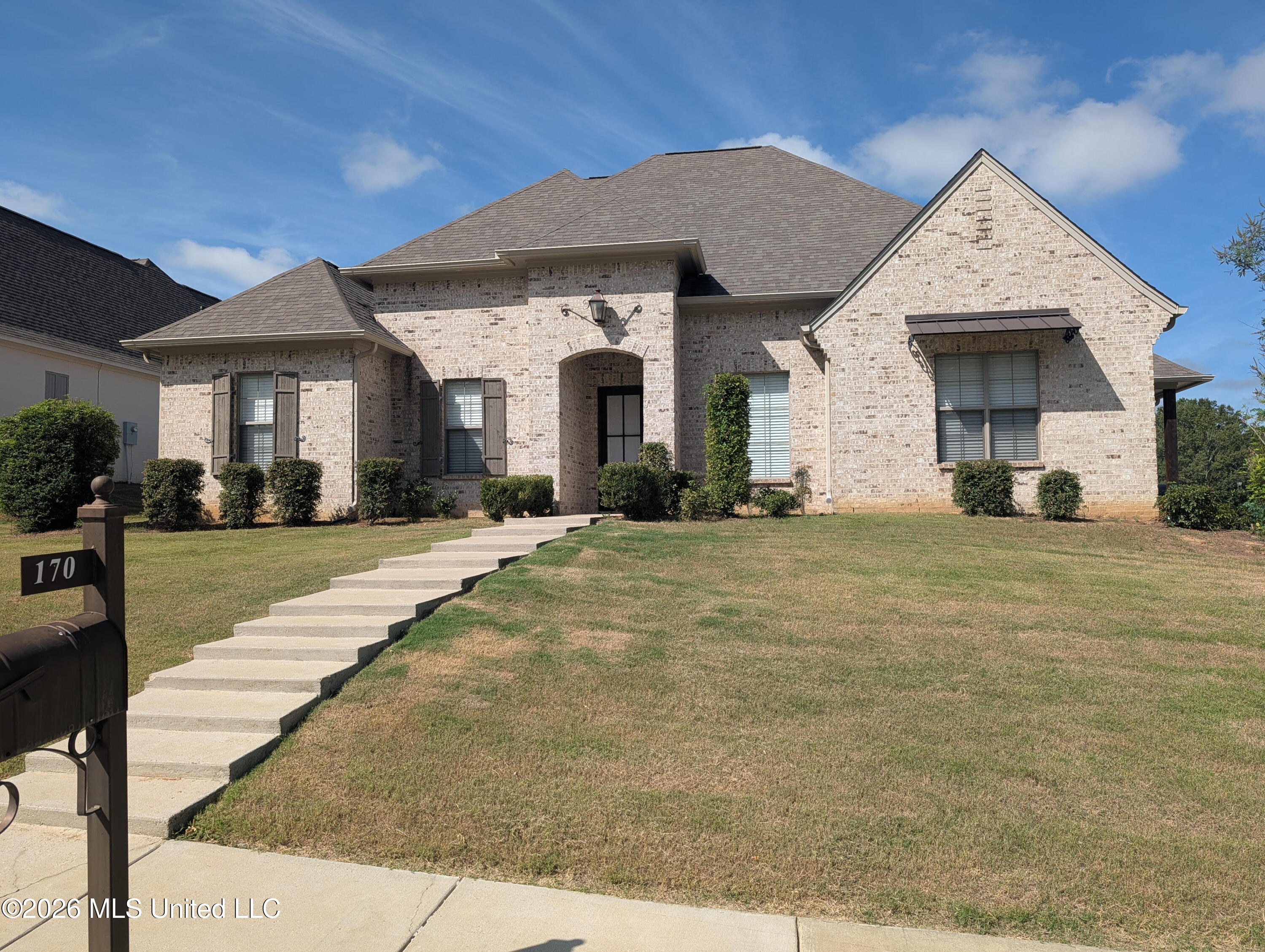 170 Stone Creek Drive Property Photo 1