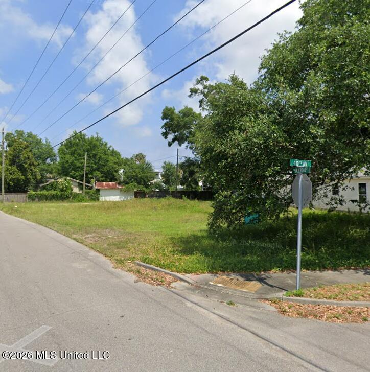 1010 40th Avenue Property Photo 1