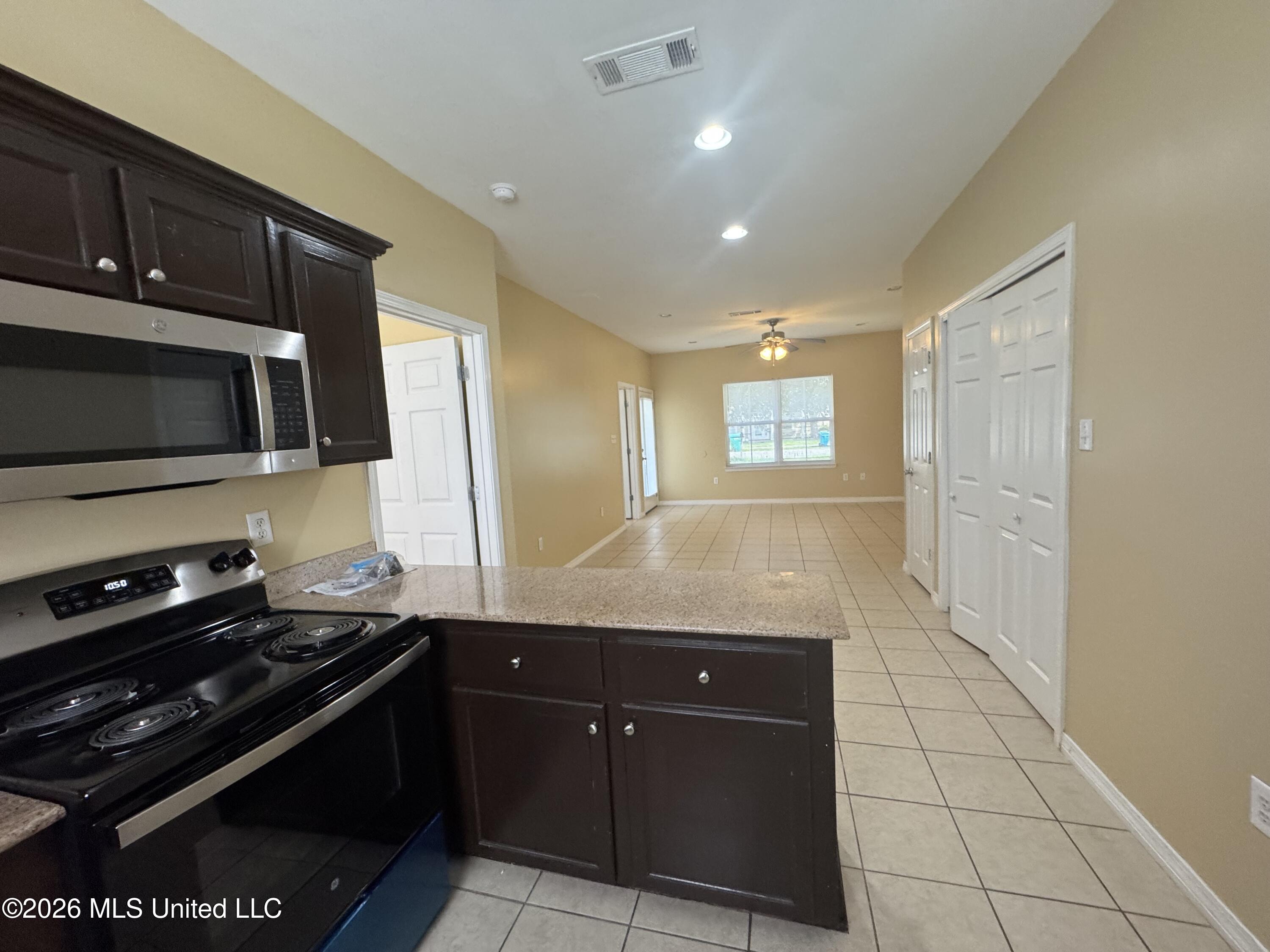 112 Earle Taylor Lane Property Photo 2