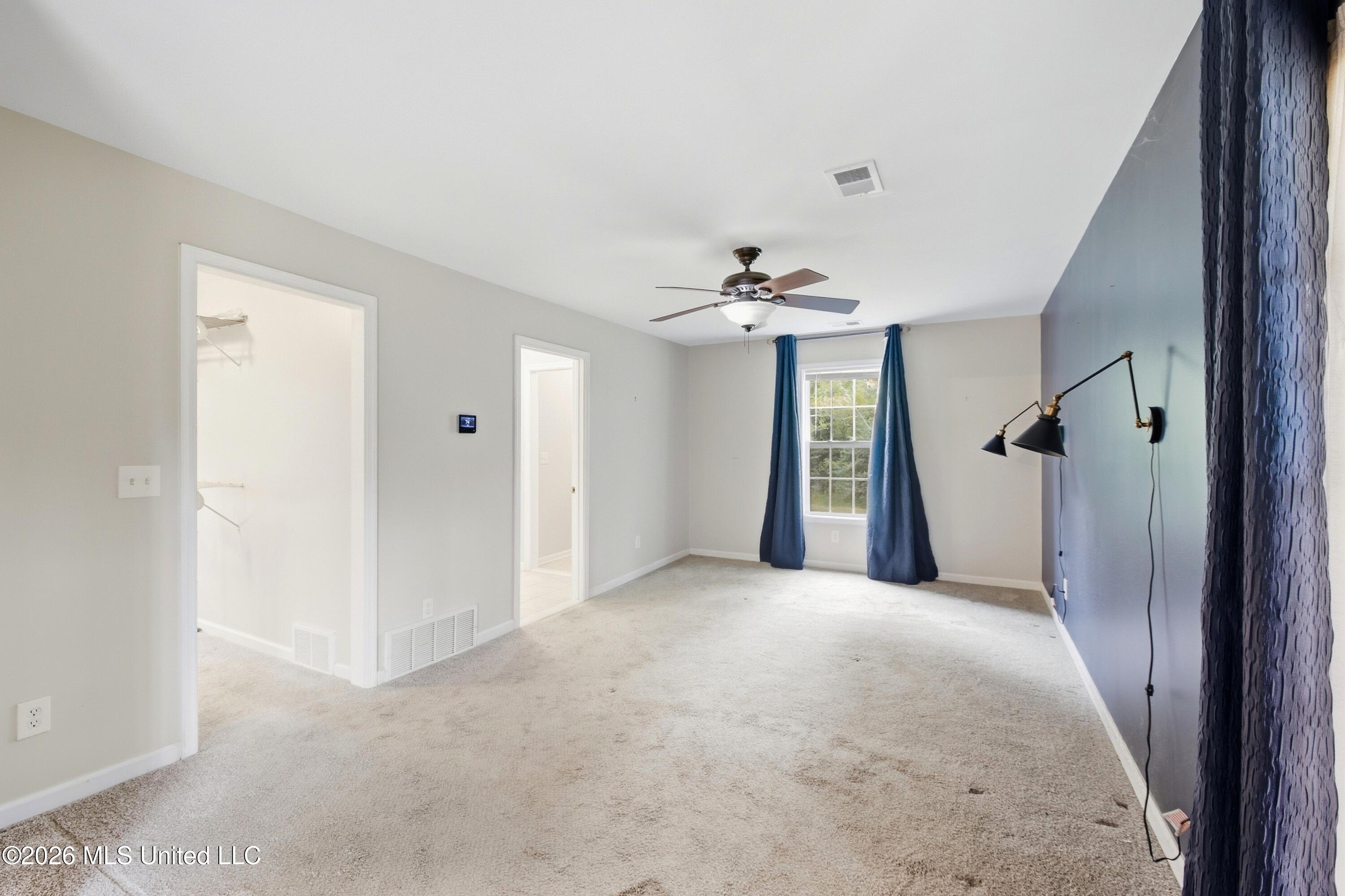 120 Oakwood Drive Property Photo 16