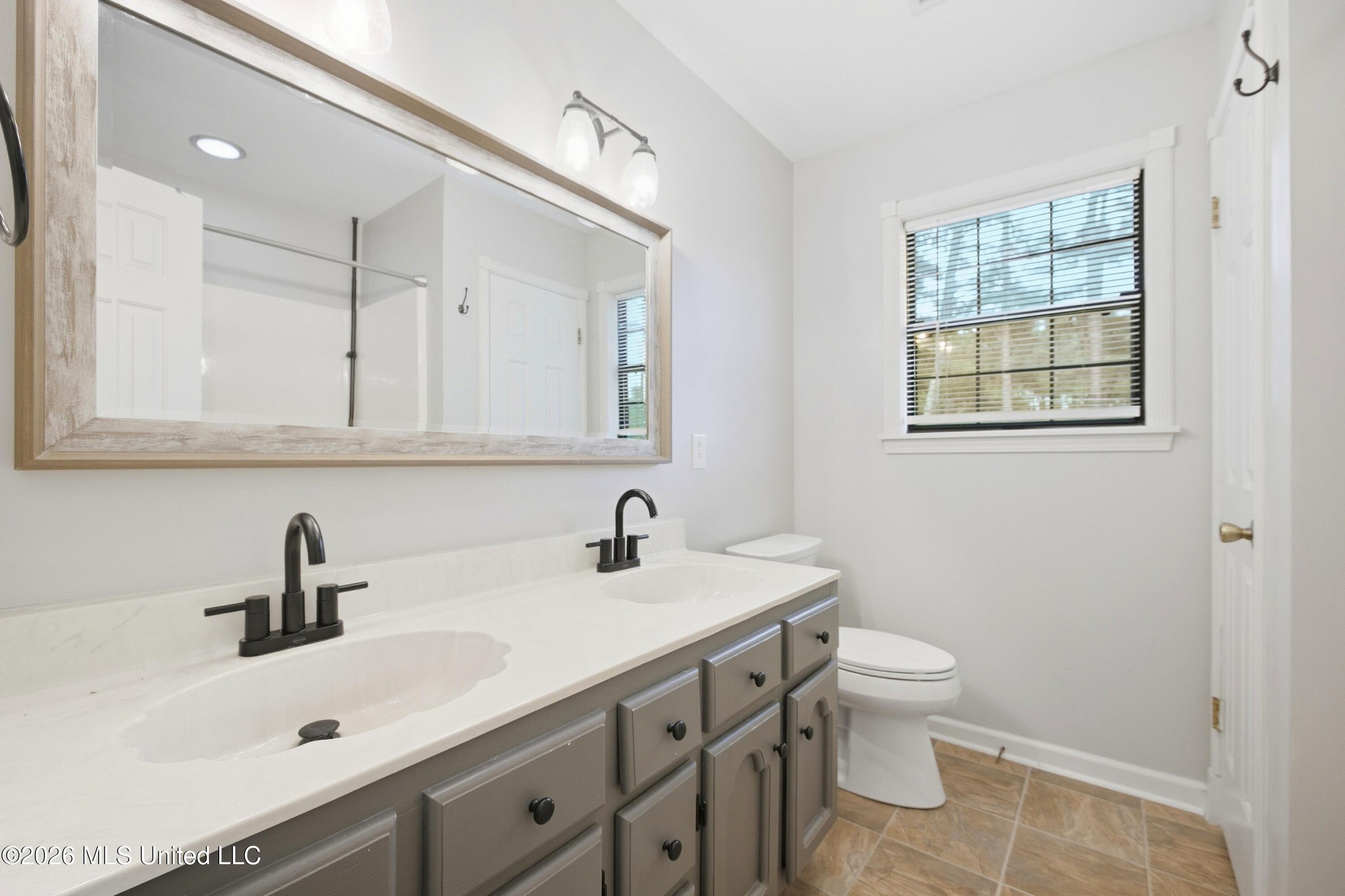 120 Oakwood Drive Property Photo 22
