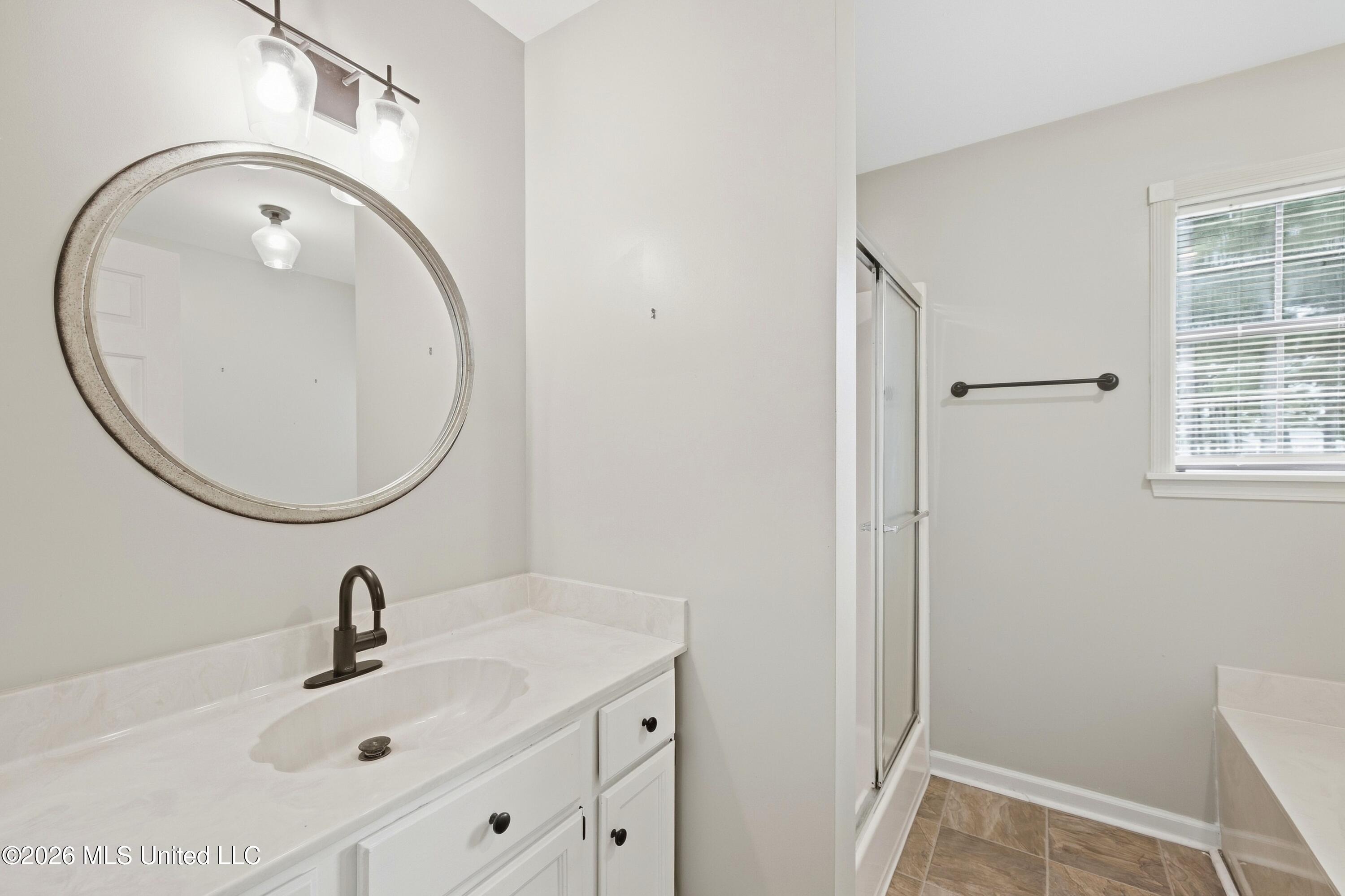 120 Oakwood Drive Property Photo 24