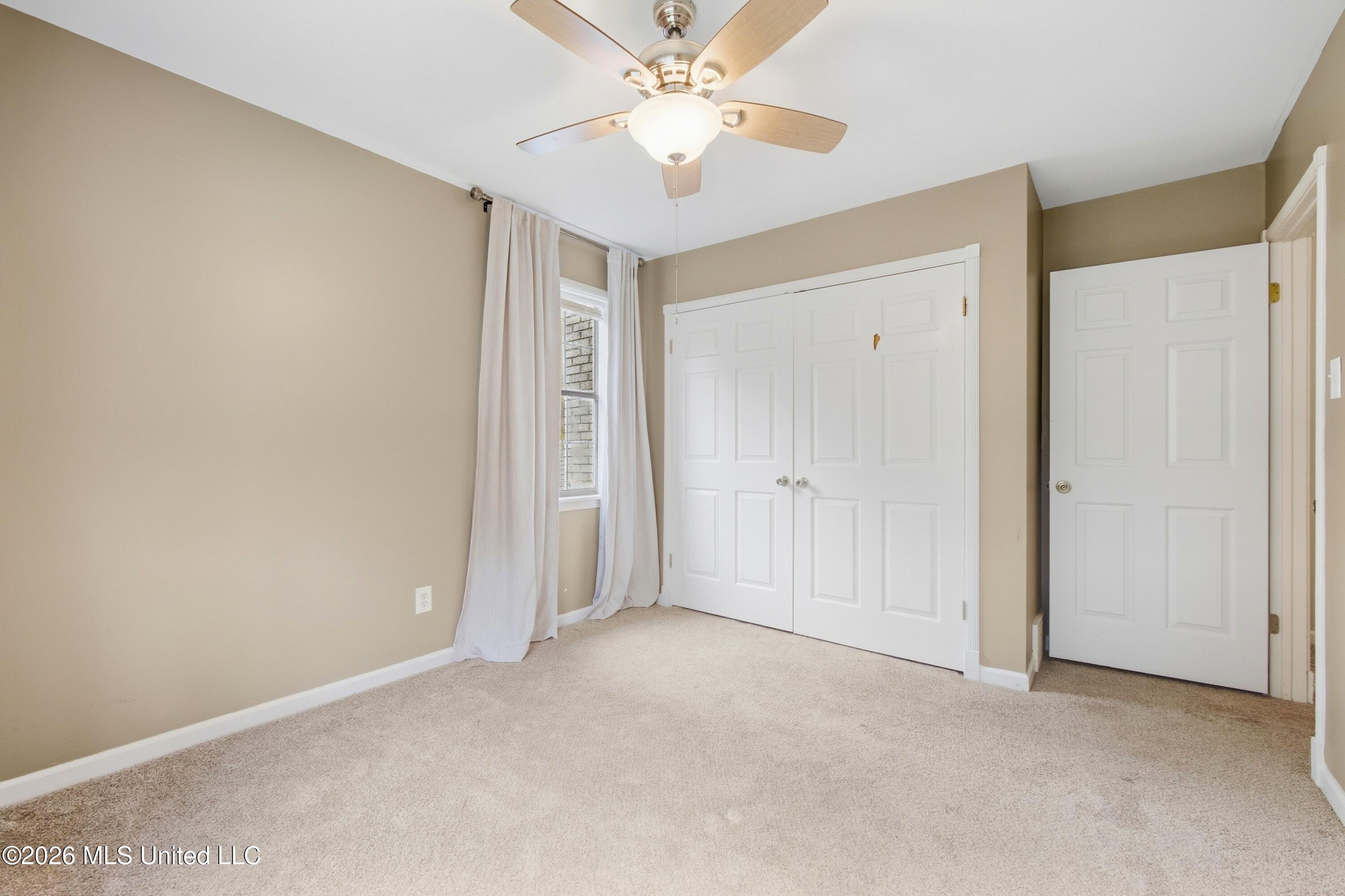 120 Oakwood Drive Property Photo 27