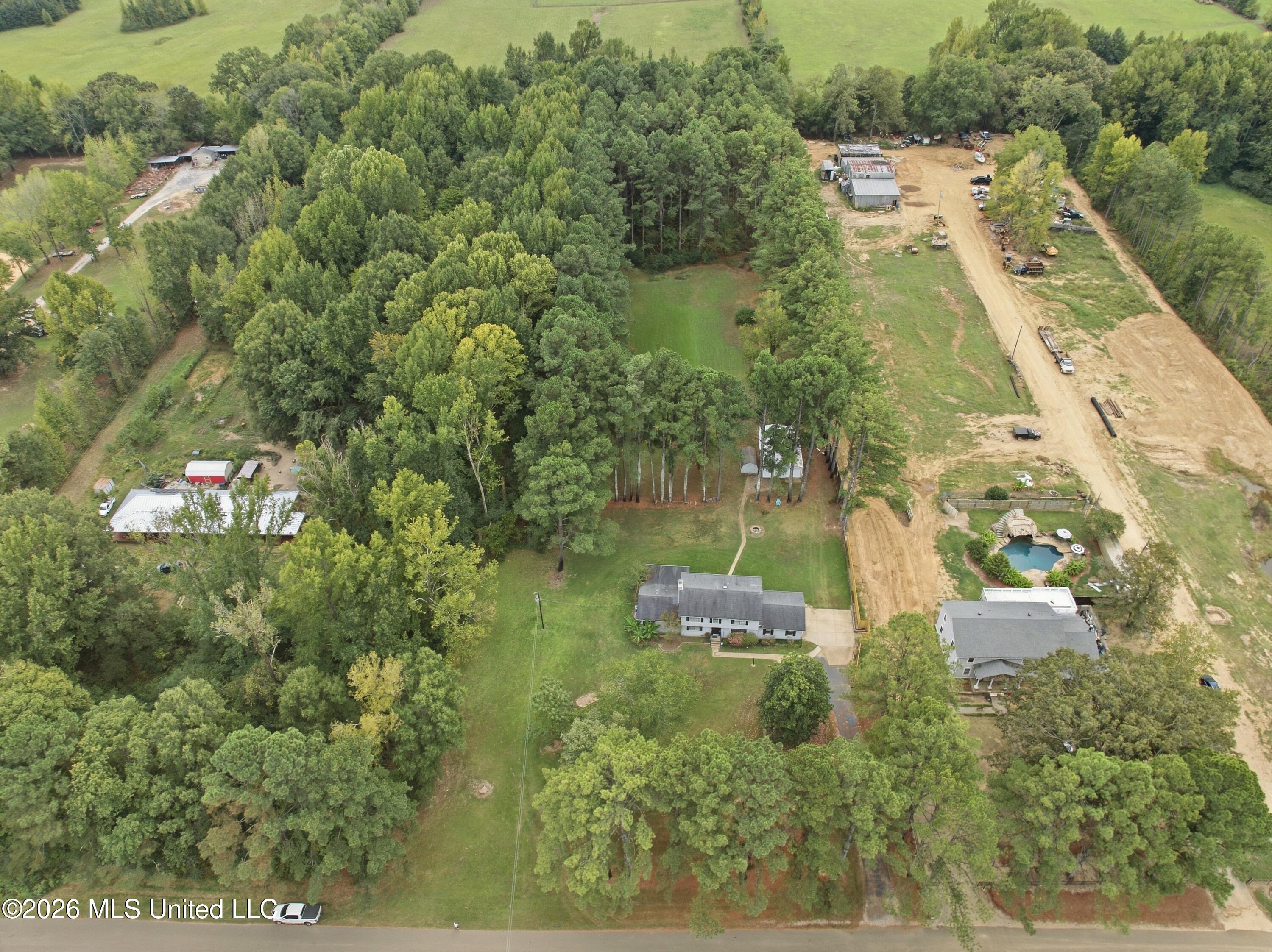 120 Oakwood Drive Property Photo 33