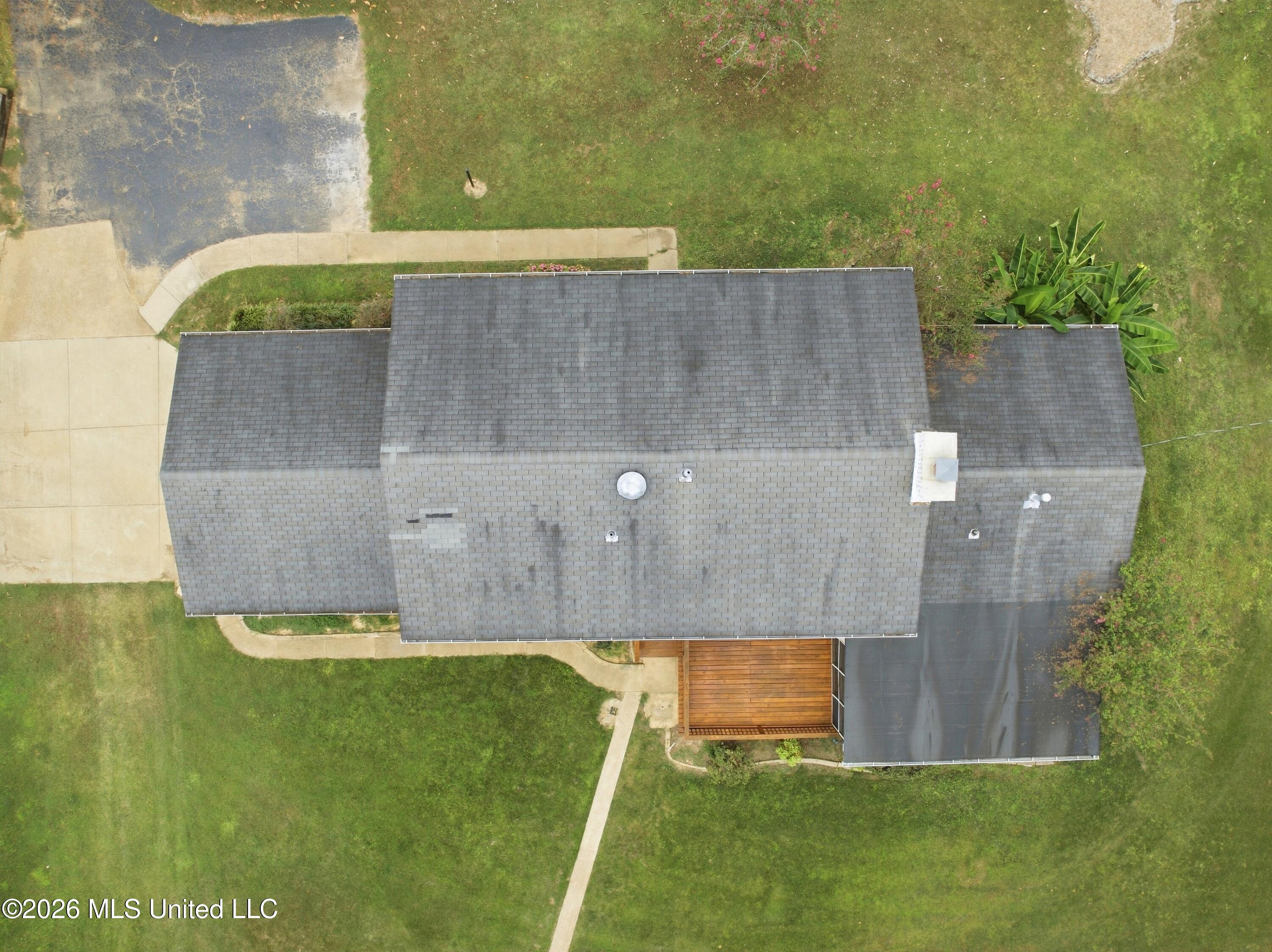 120 Oakwood Drive Property Photo 35