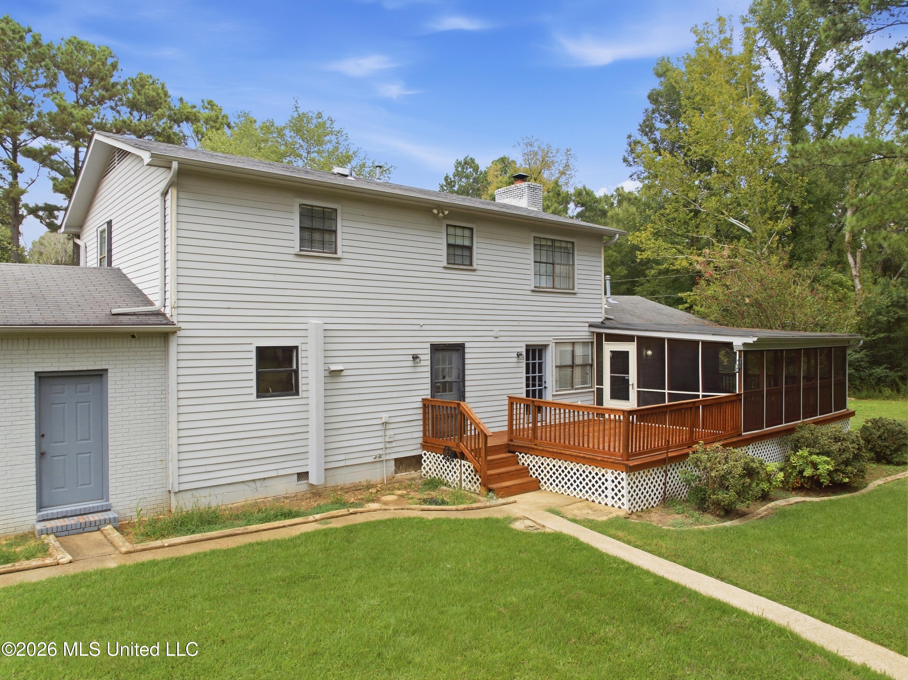 120 Oakwood Drive Property Photo 38