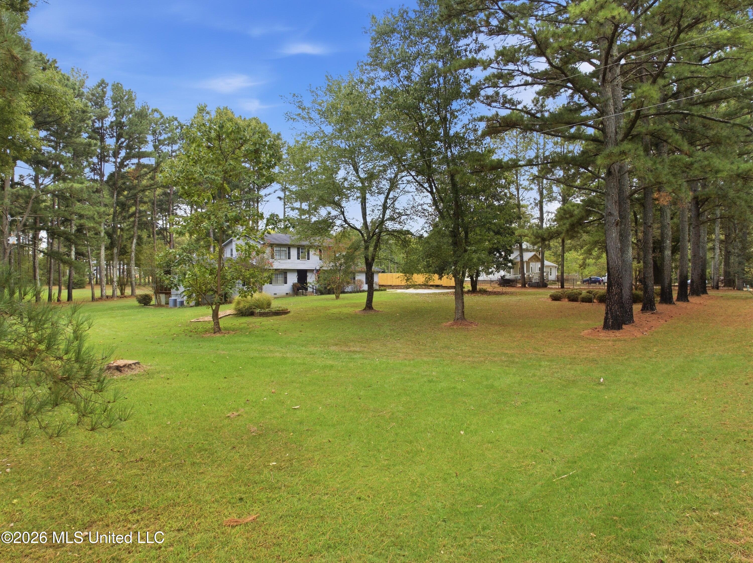 120 Oakwood Drive Property Photo 45