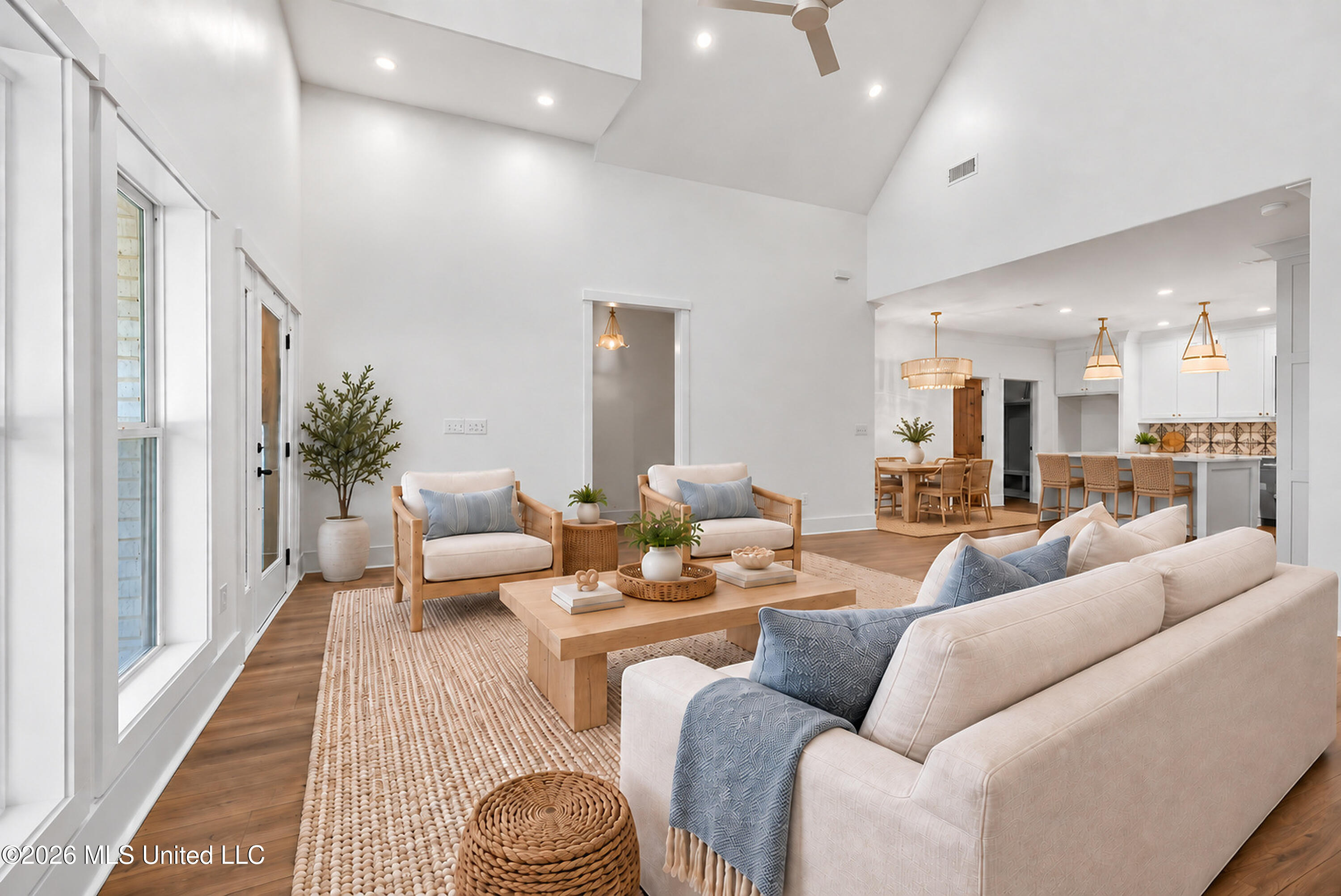 1416 E Beach Boulevard Property Photo 10