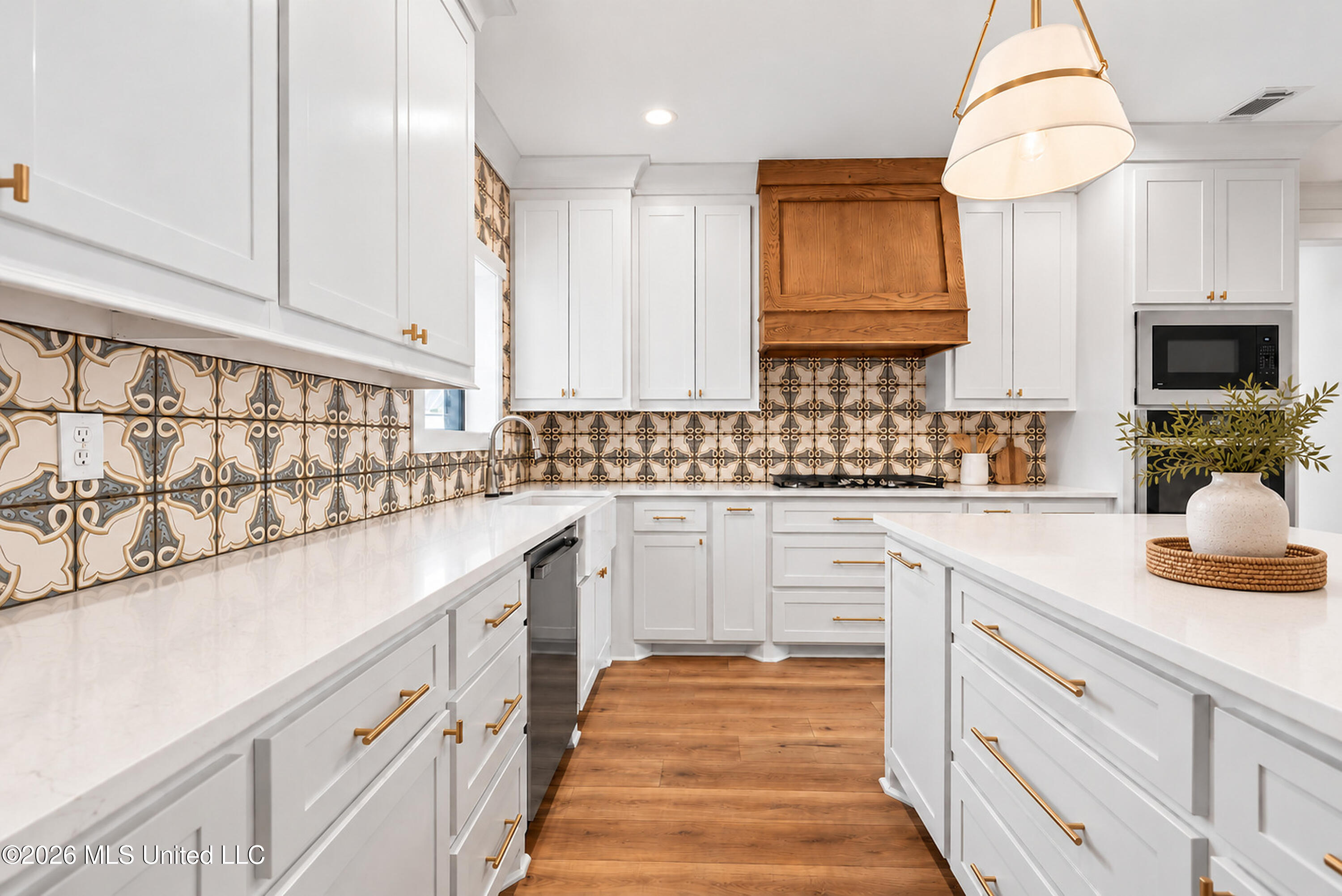1416 E Beach Boulevard Property Photo 13