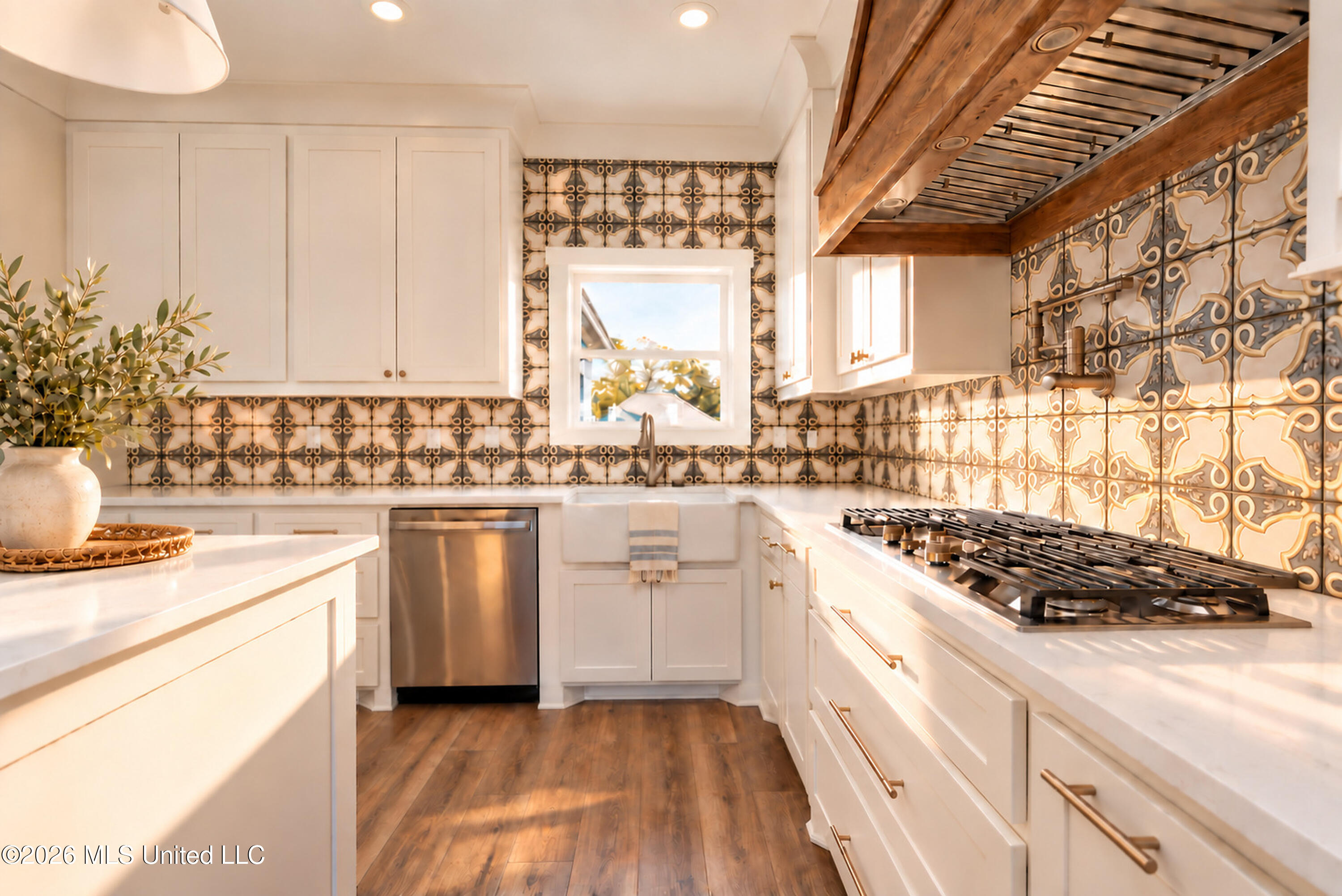 1416 E Beach Boulevard Property Photo 14