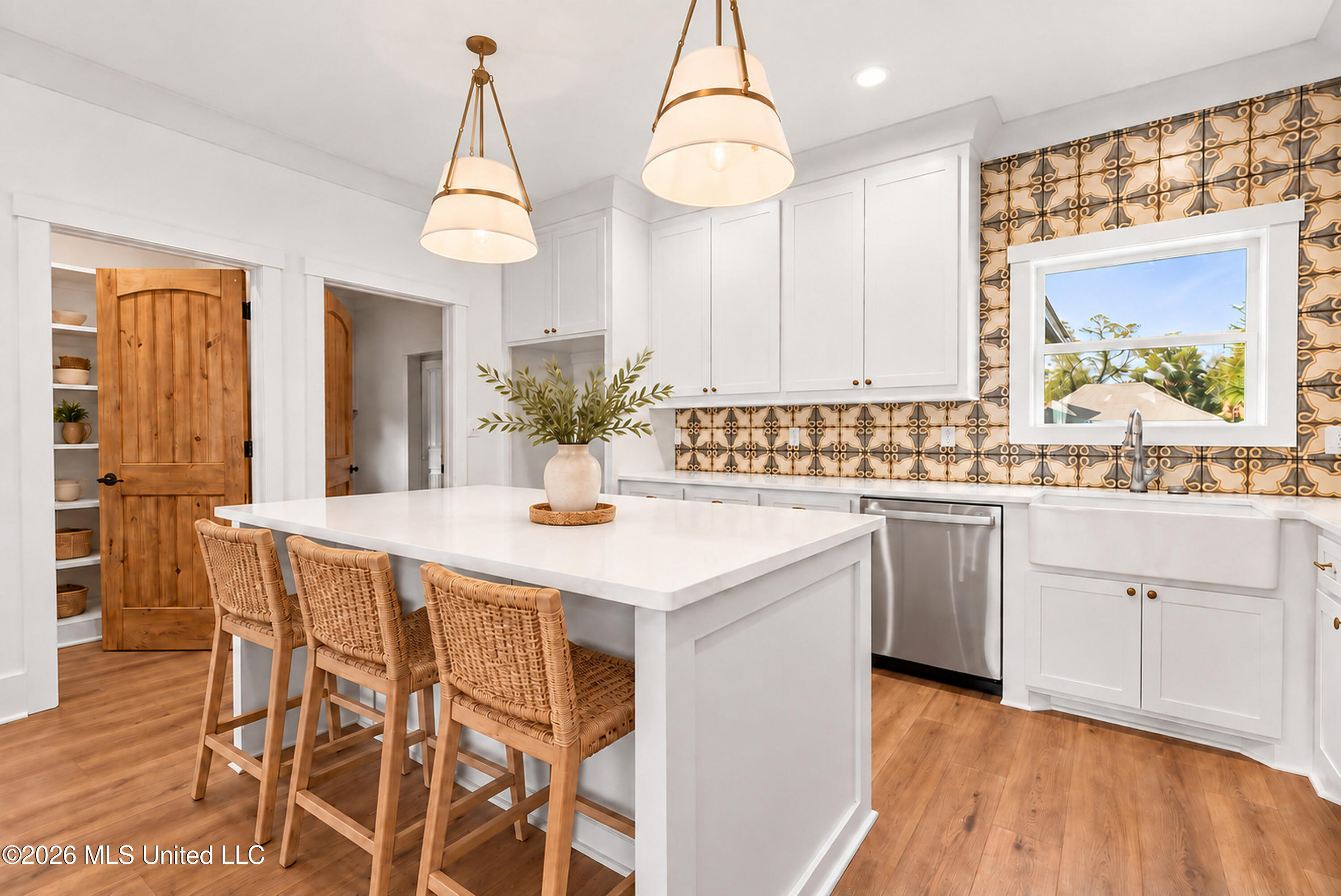 1416 E Beach Boulevard Property Photo 15