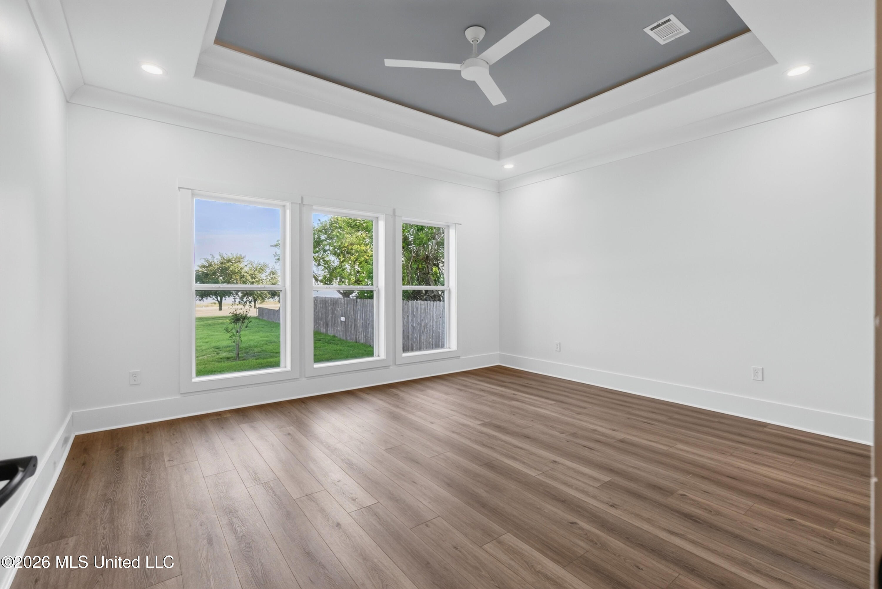 1416 E Beach Boulevard Property Photo 18