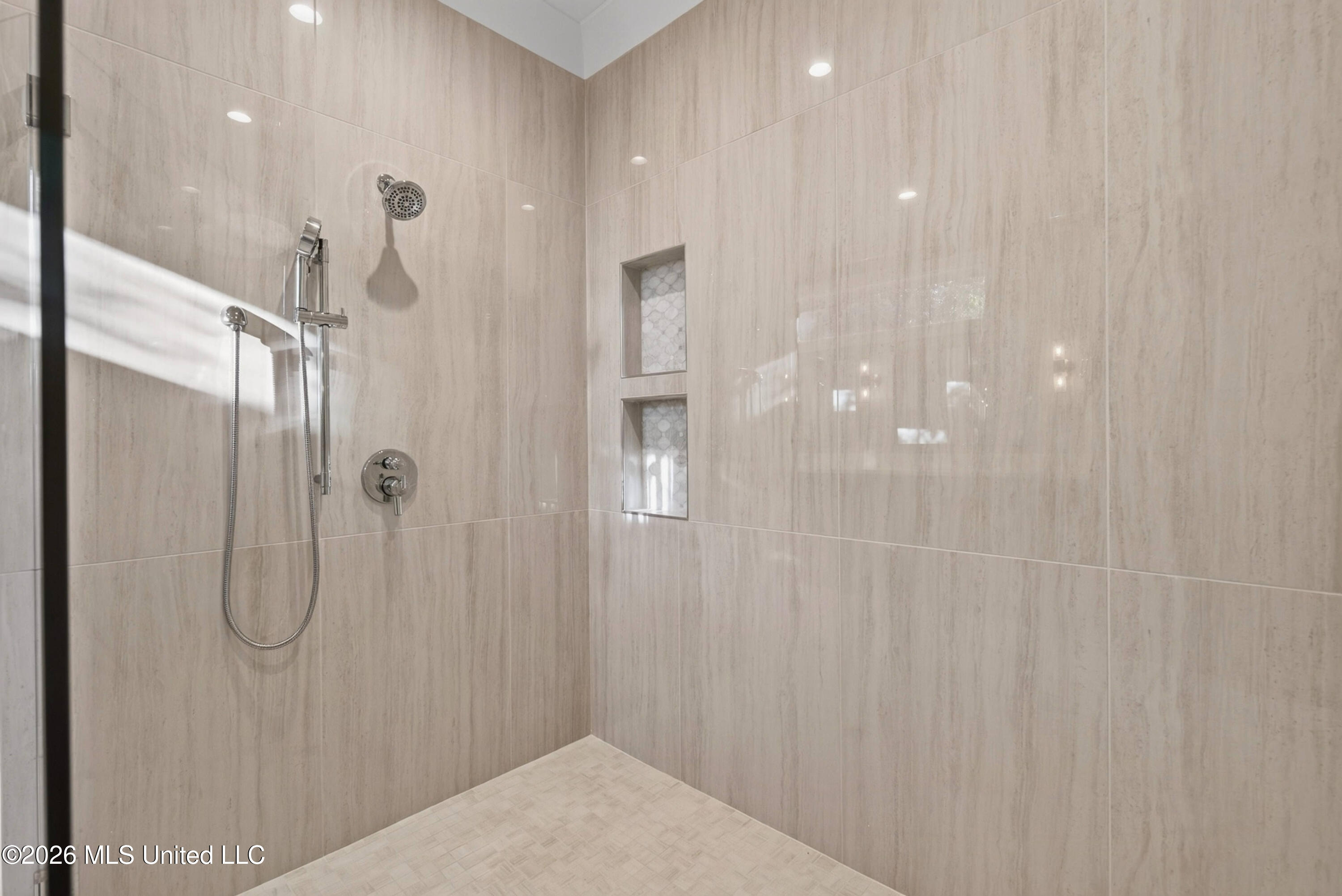 1416 E Beach Boulevard Property Photo 21